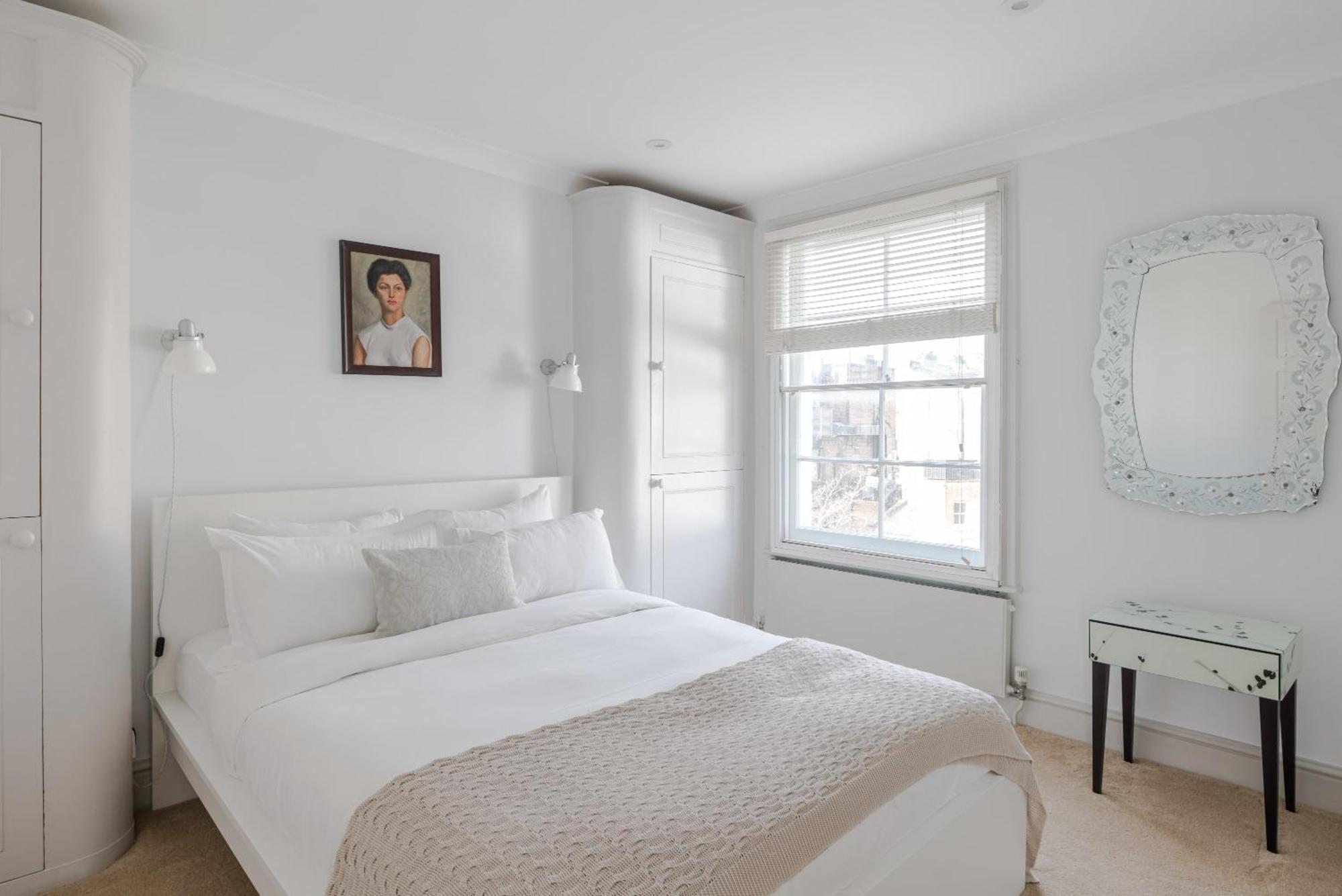 Light-filled Primrose Hill Rooftop Retreat * London
