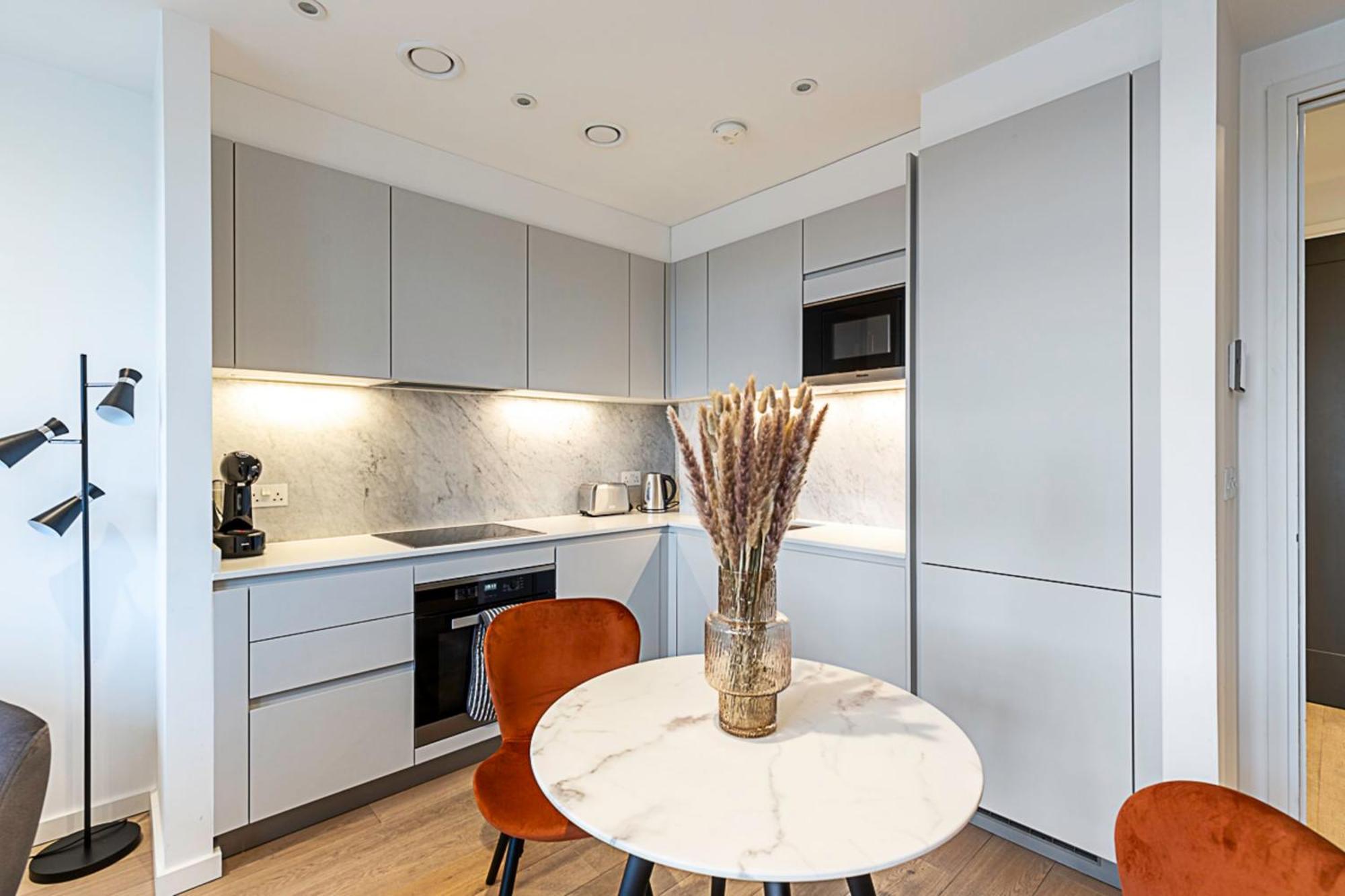 Charming Kentish Town Retreat London