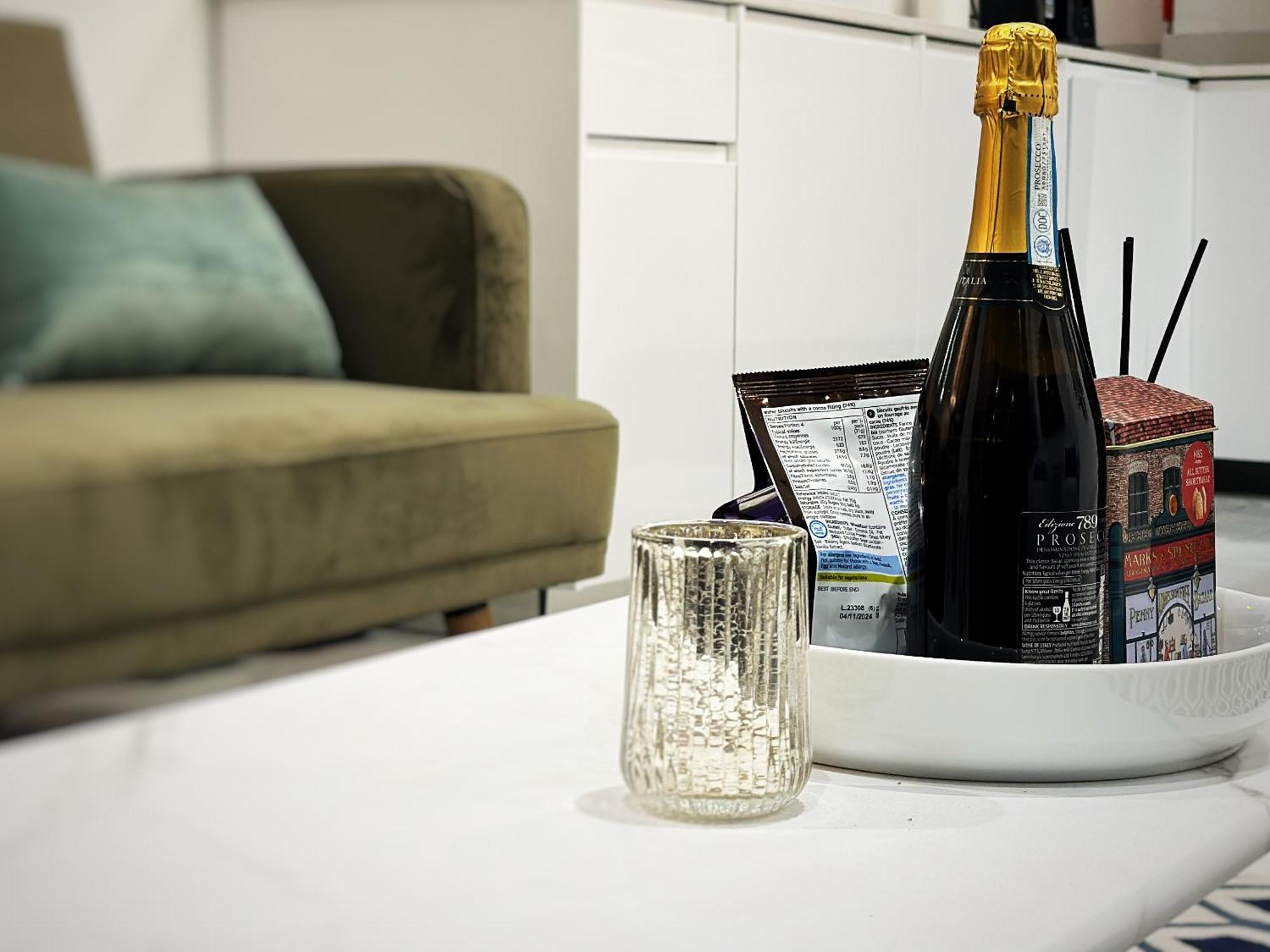 Nancy's Place In Notting Hill - 2 Double Beds, Ideal For Families Apartment *