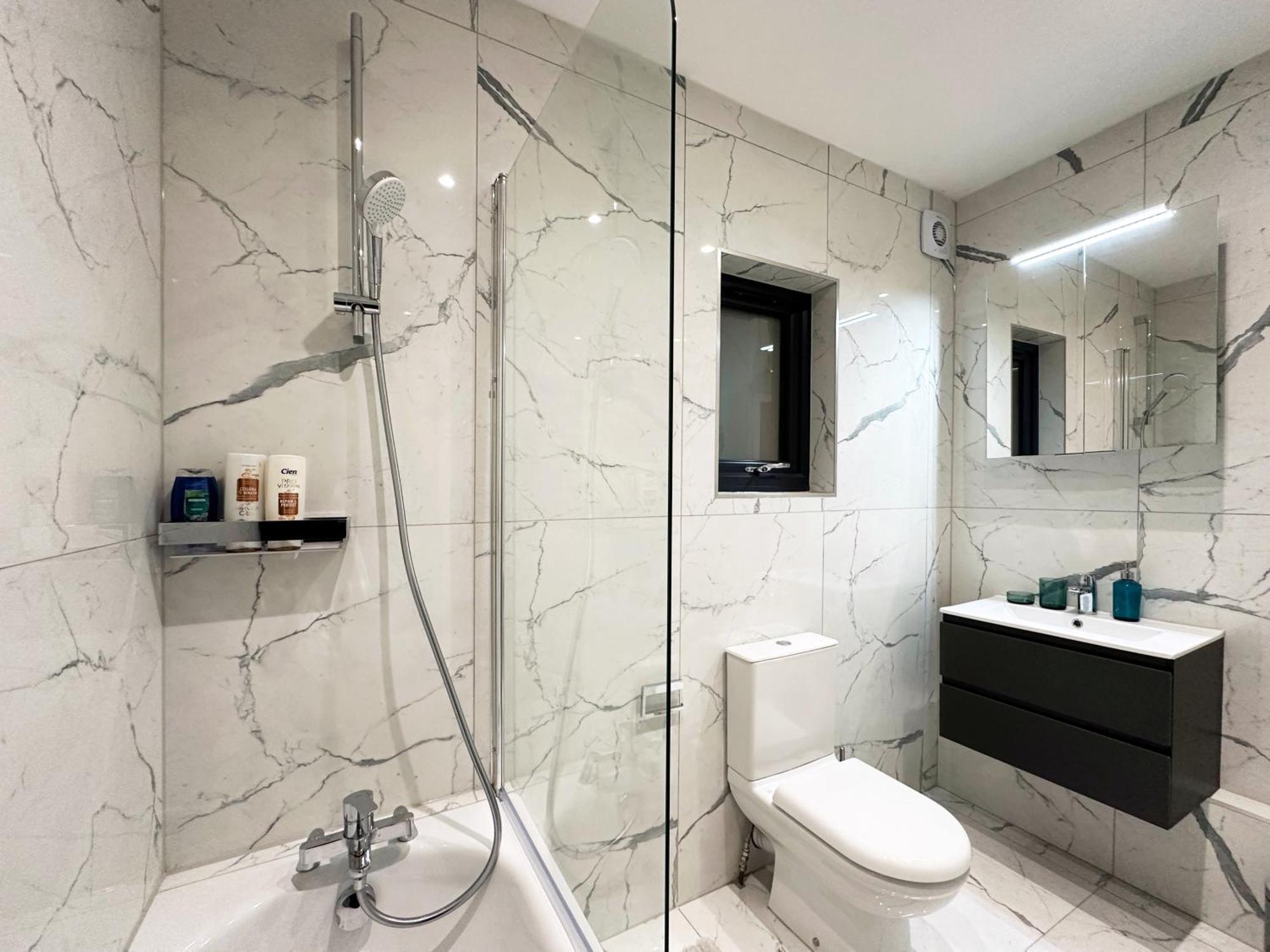 Nancy's Place In Notting Hill - 2 Double Beds, Ideal For Families London