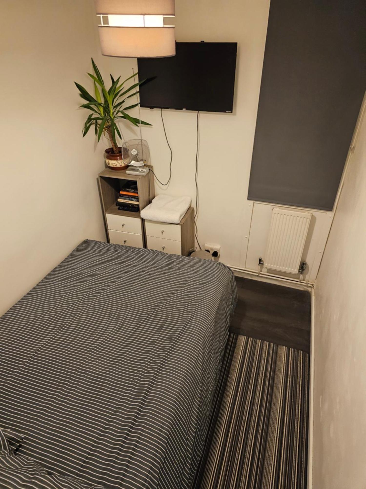 Charming Near * London
