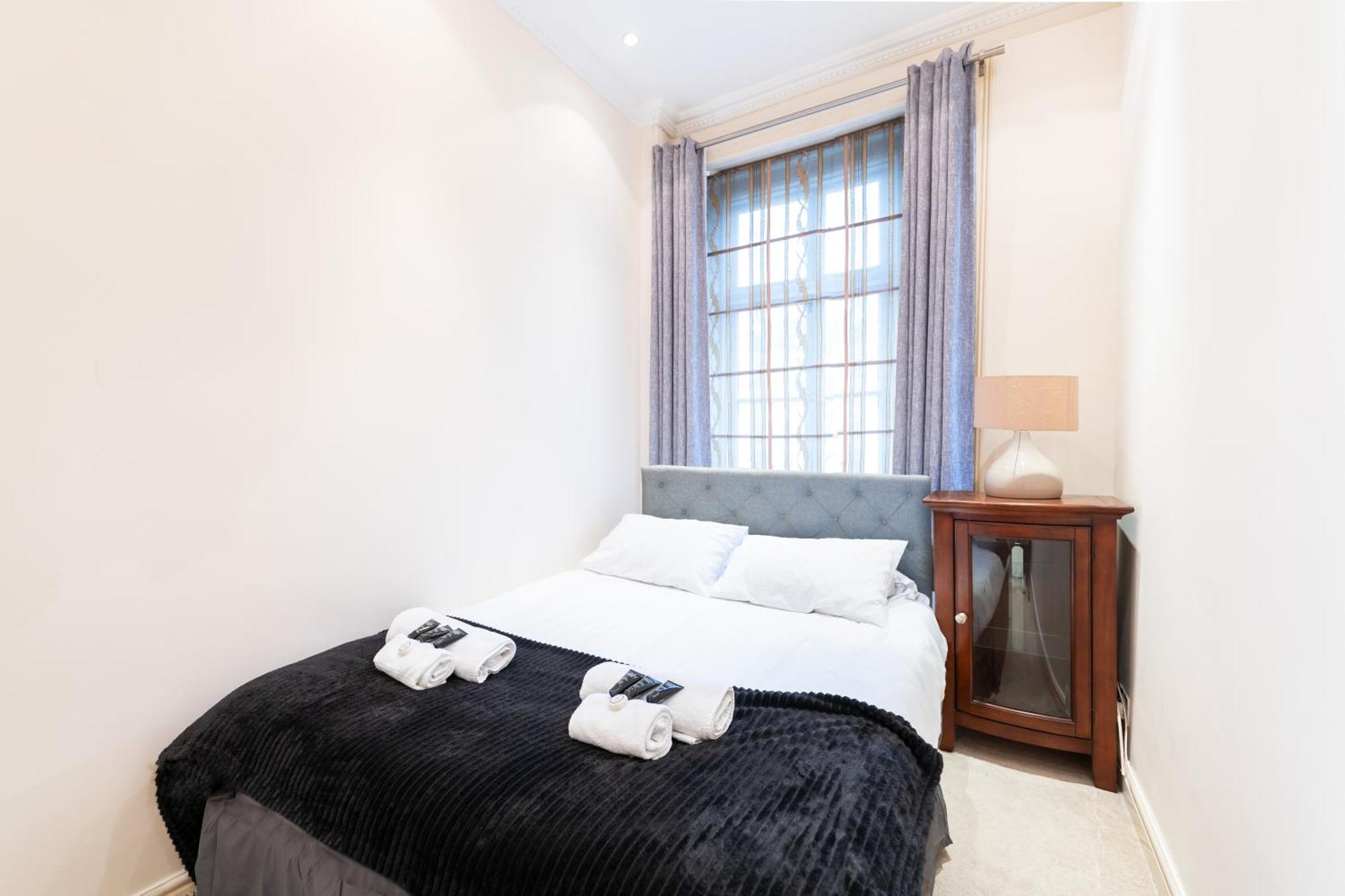 Appartement Luxury 4 Bedroom Flat In Sussex Gardens Londen