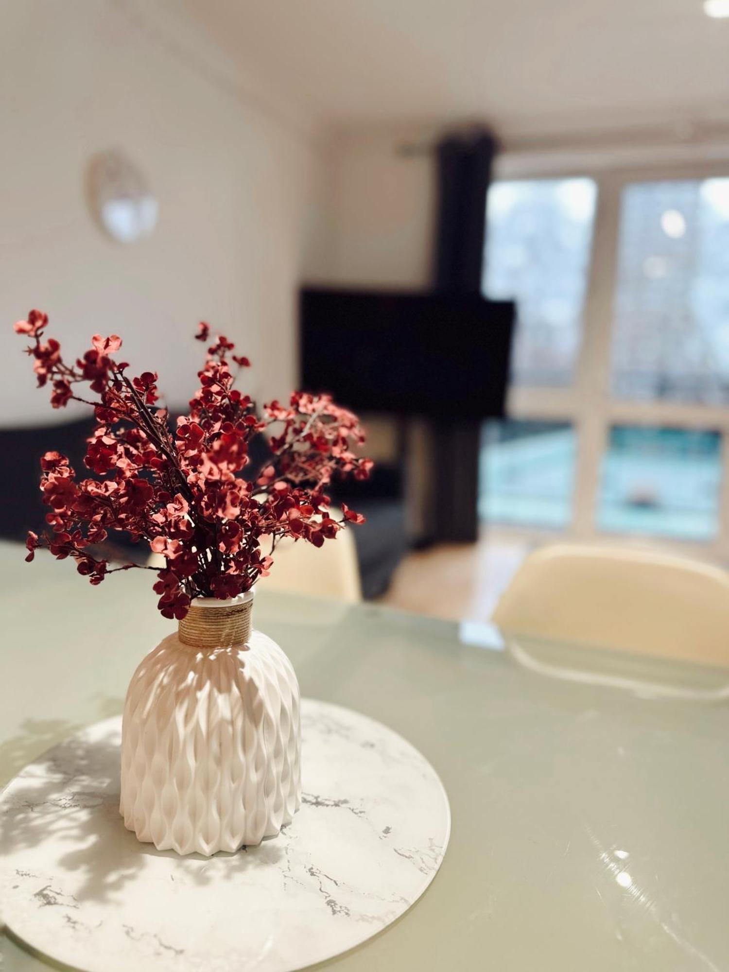 En-suite 5mins From Tower Bridge Londen