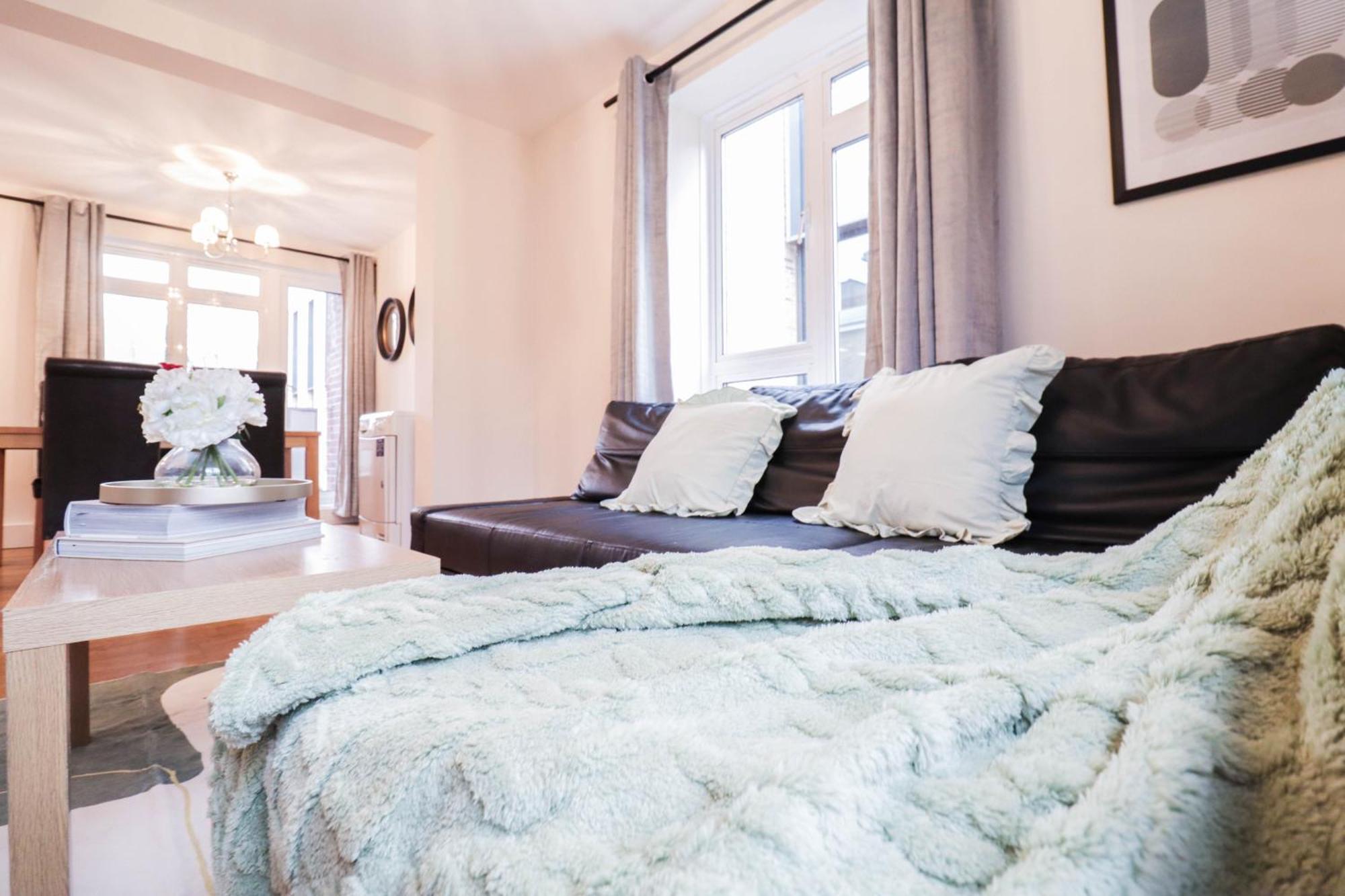 Apartment Gorgeous 2-Bedroom London Apartment London