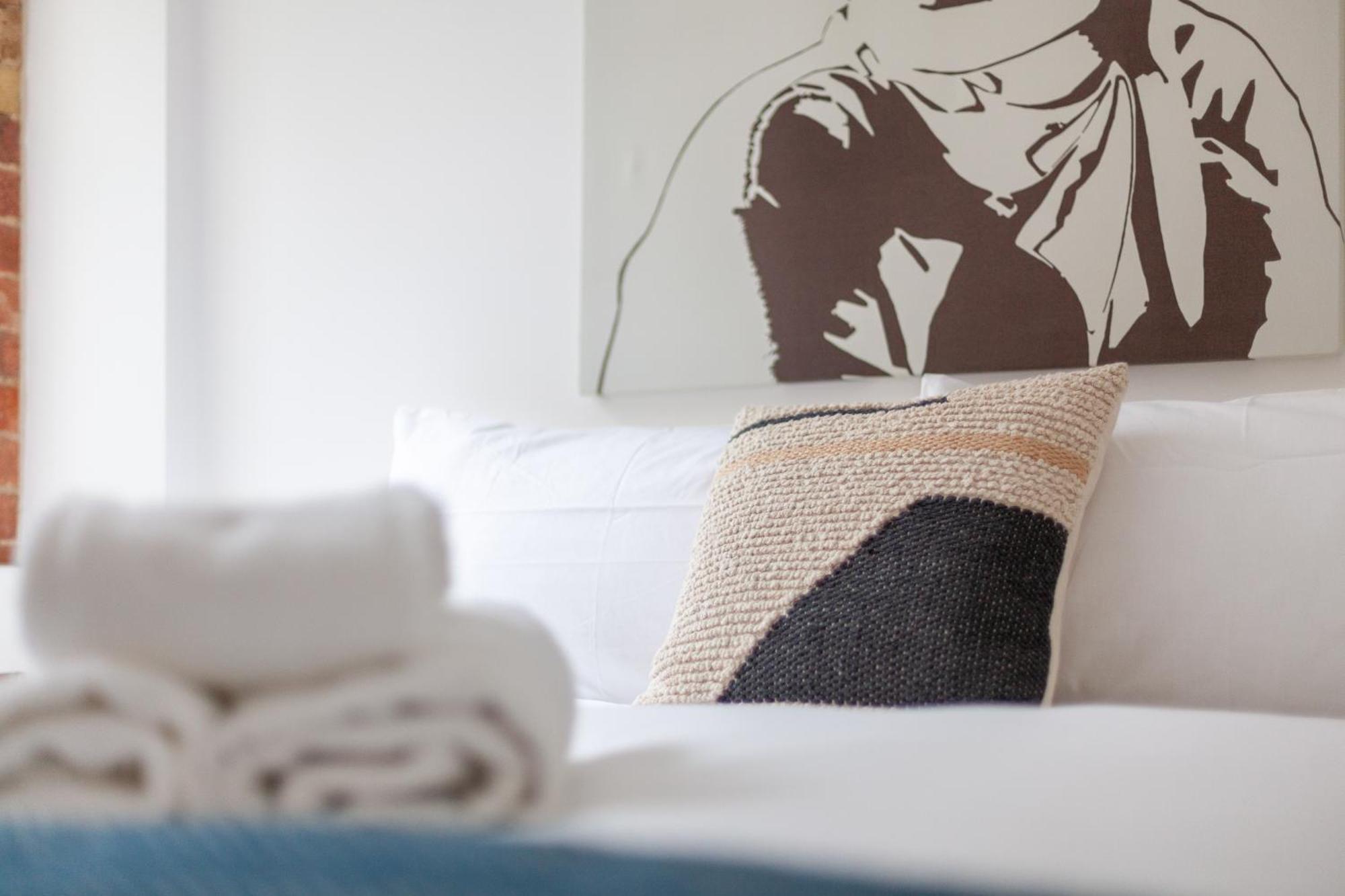 Elegance & Chic Design - 2-bedroom Haven Apartamento Londres