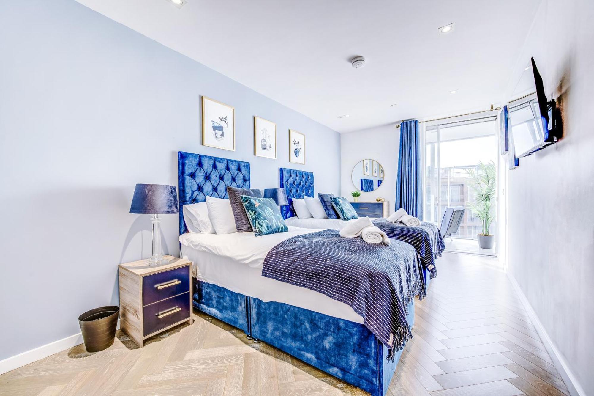 Stunning 2-bed In By 53 Degrees Property, Centre, Amazing Views! *