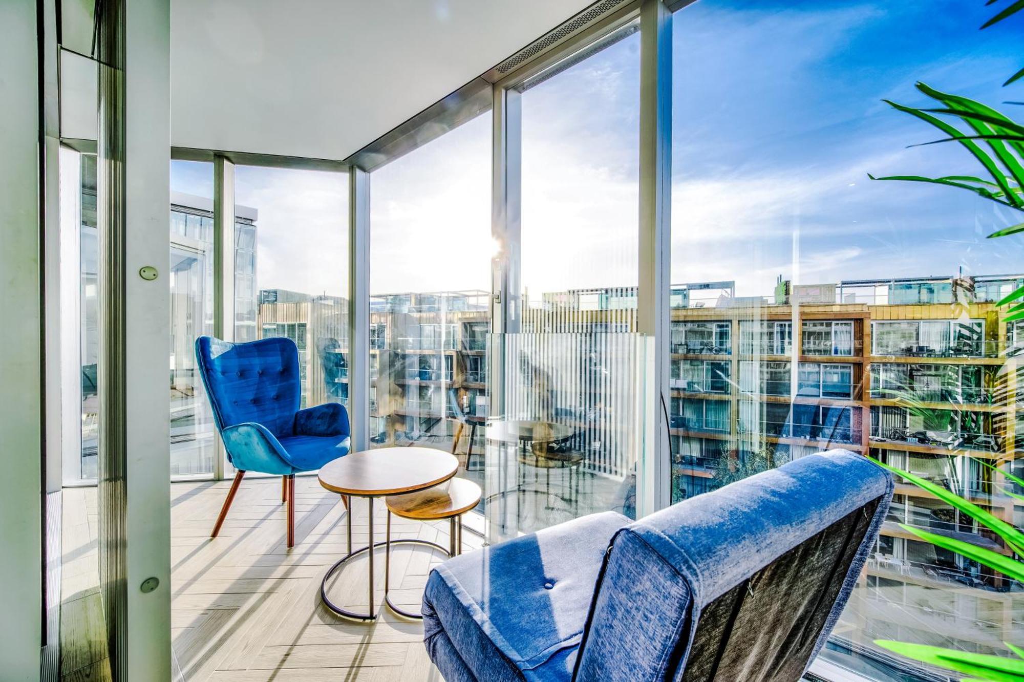 Stunning 2-bed In By 53 Degrees Property, Centre, Amazing Views! Holiday home London