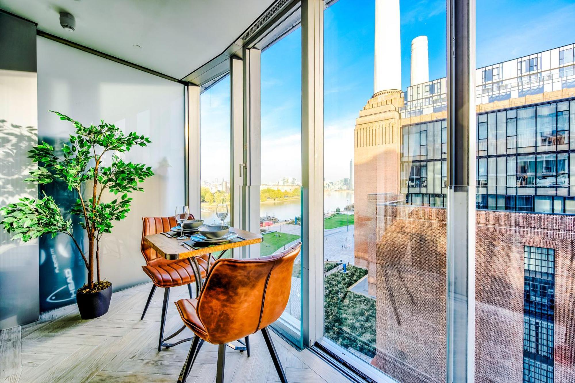 Stunning 2-bed In By 53 Degrees Property, Centre, Amazing Views! * London