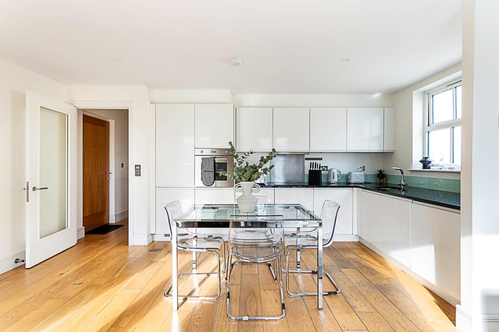 Apartment Tranquil Belsize Park Haven With Stunning Views London