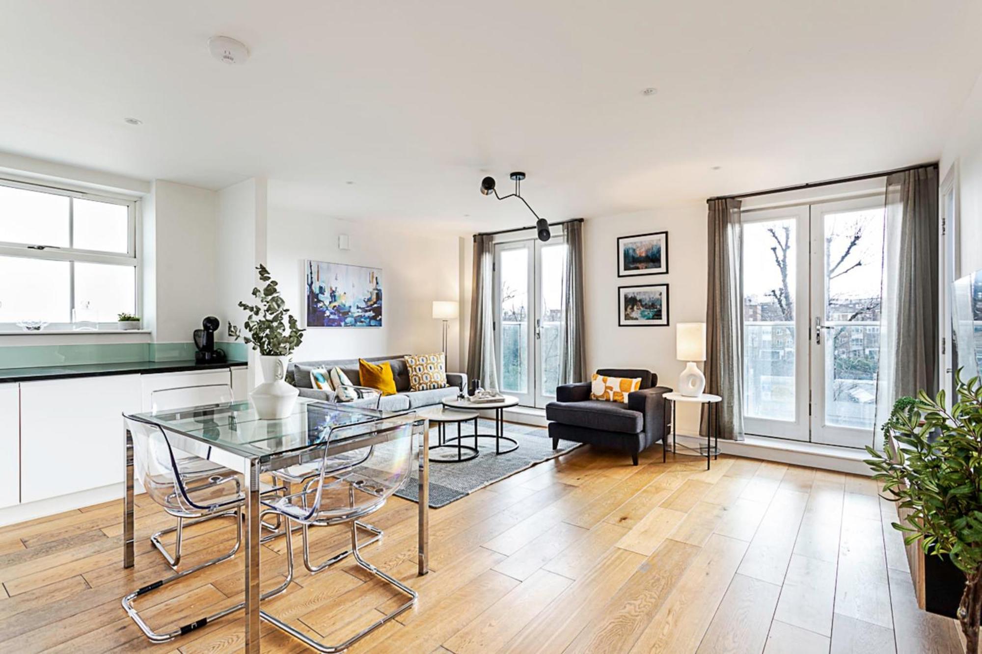 Tranquil Belsize Park Haven With Stunning Views * London