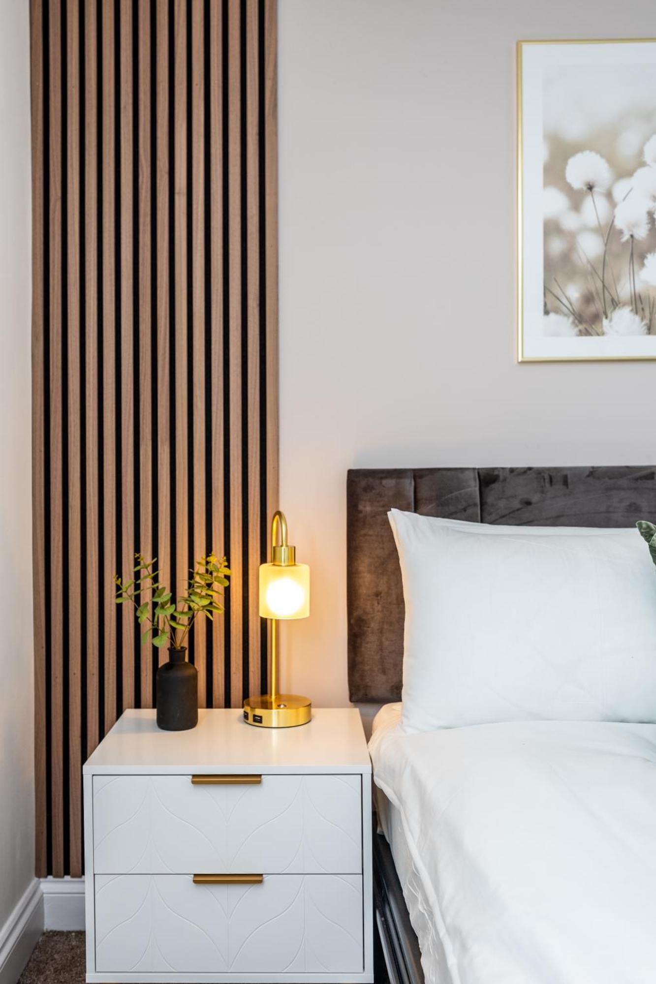 Luxury 2 Bedroom Next To Angel Apartment