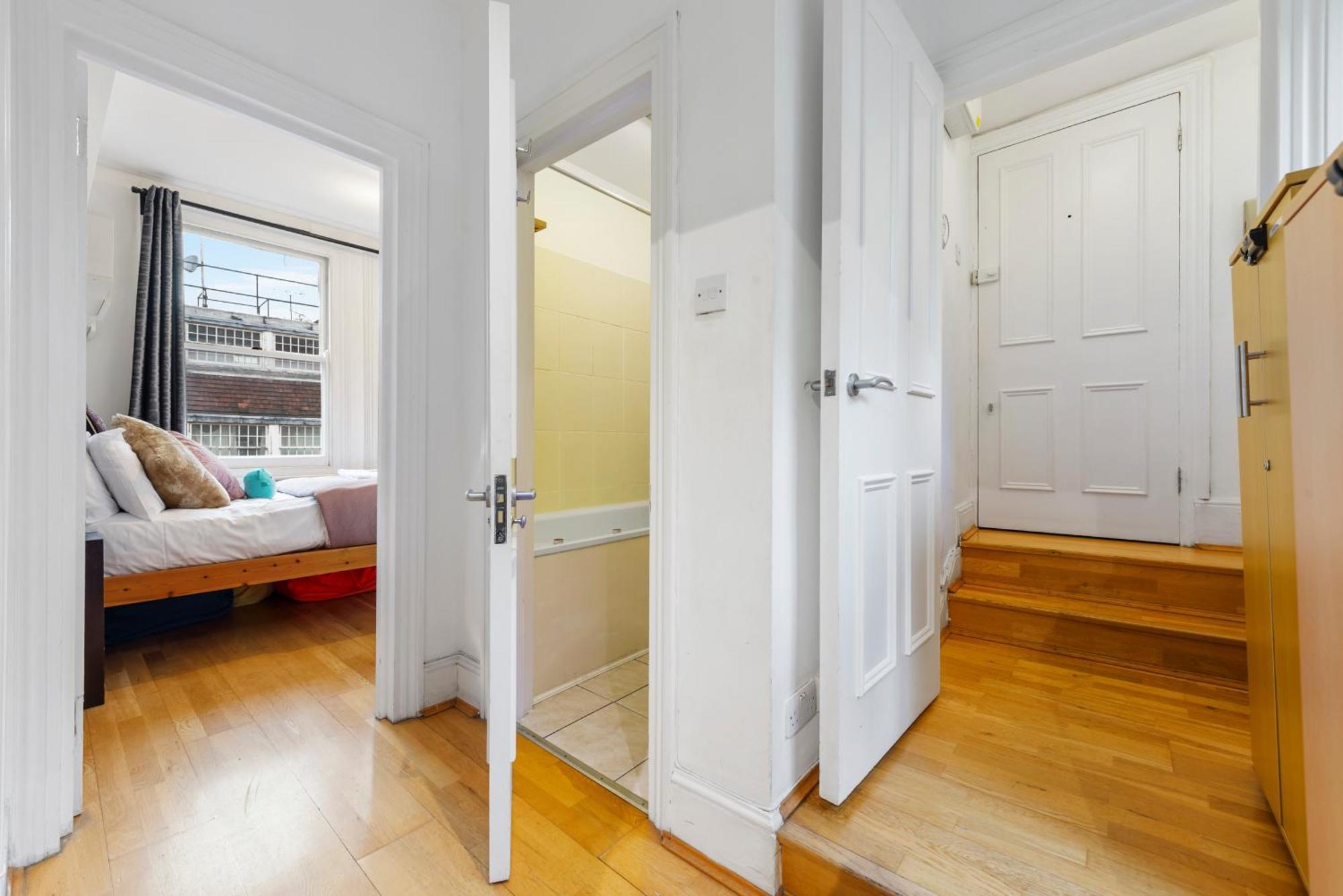 Modern Living In The Heart Of Covent Garden! 6bc Londen