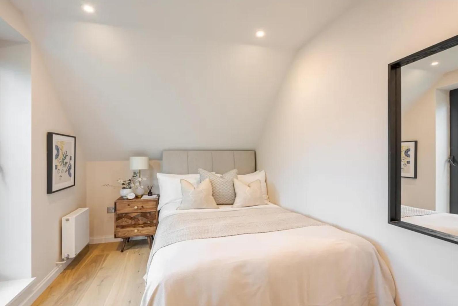 Appartement Kings Mews Elegance: City Sparrow's Premier 3-bedroom Residences *