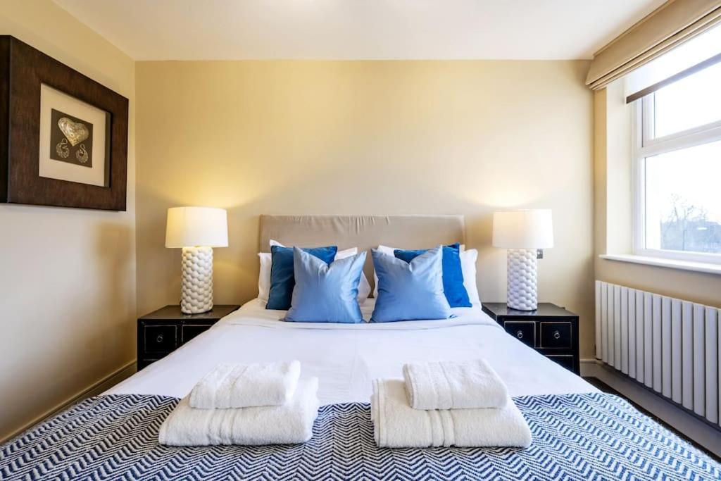 2-hosted By Sweetstay * London