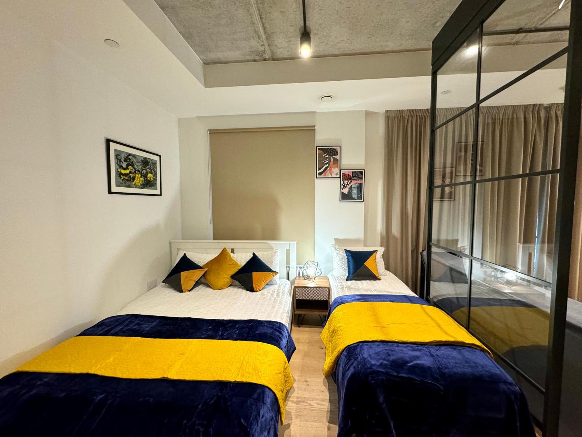 Amazing Cosy Apartment, Next To O2 Arena And Close To Excel, Secure Parking London