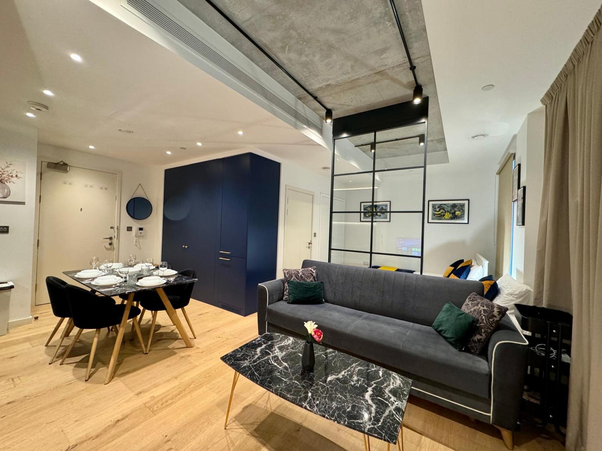 Amazing Cosy Apartment, Next To O2 Arena And Close To Excel, Secure Parking Apartment