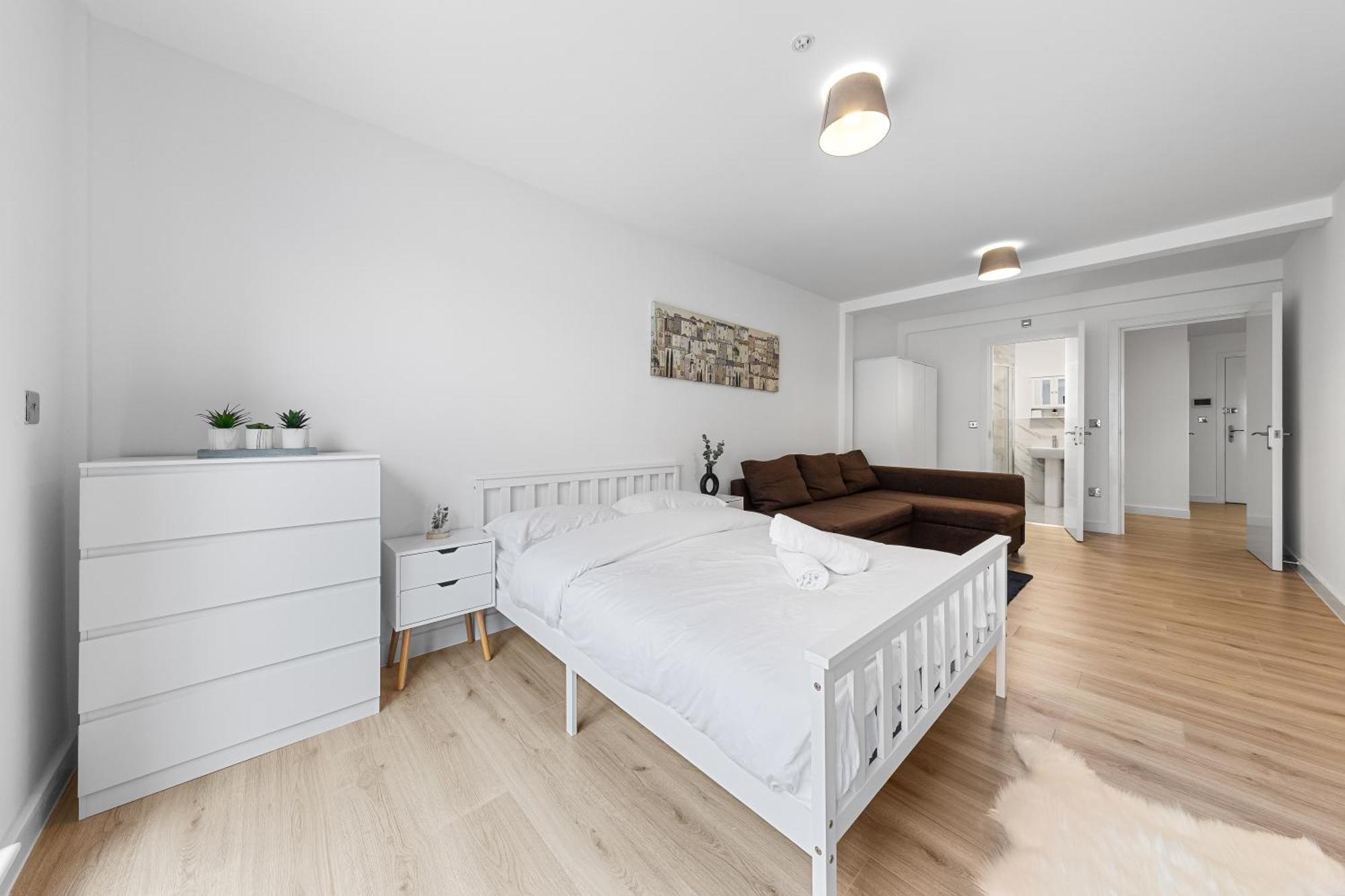 Three Bedroom In Heart Of Mr4 Apartamento