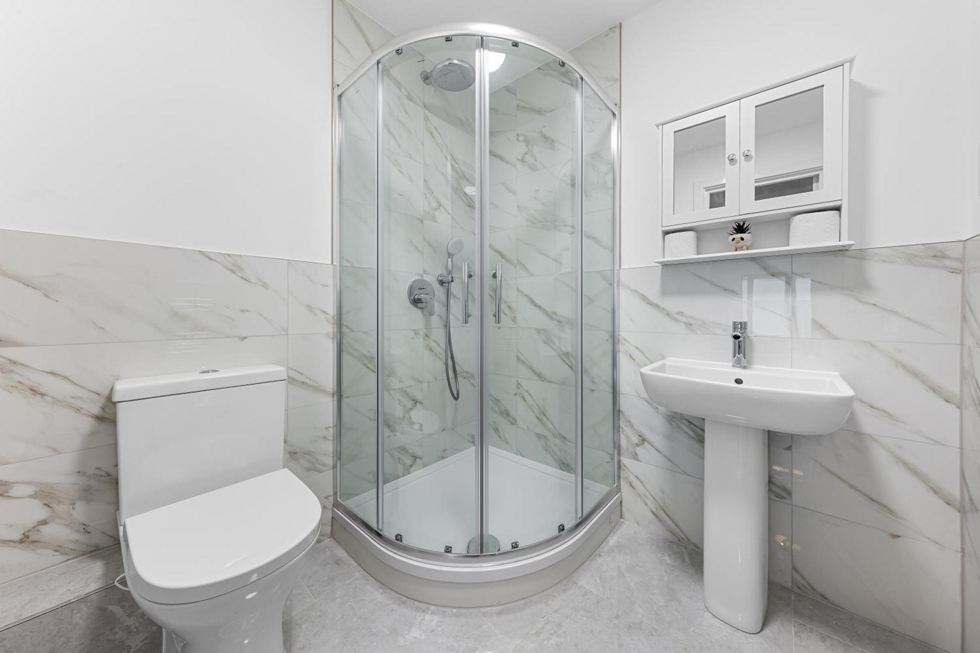 Appartement Three Bedroom In Heart Of Mr4 *
