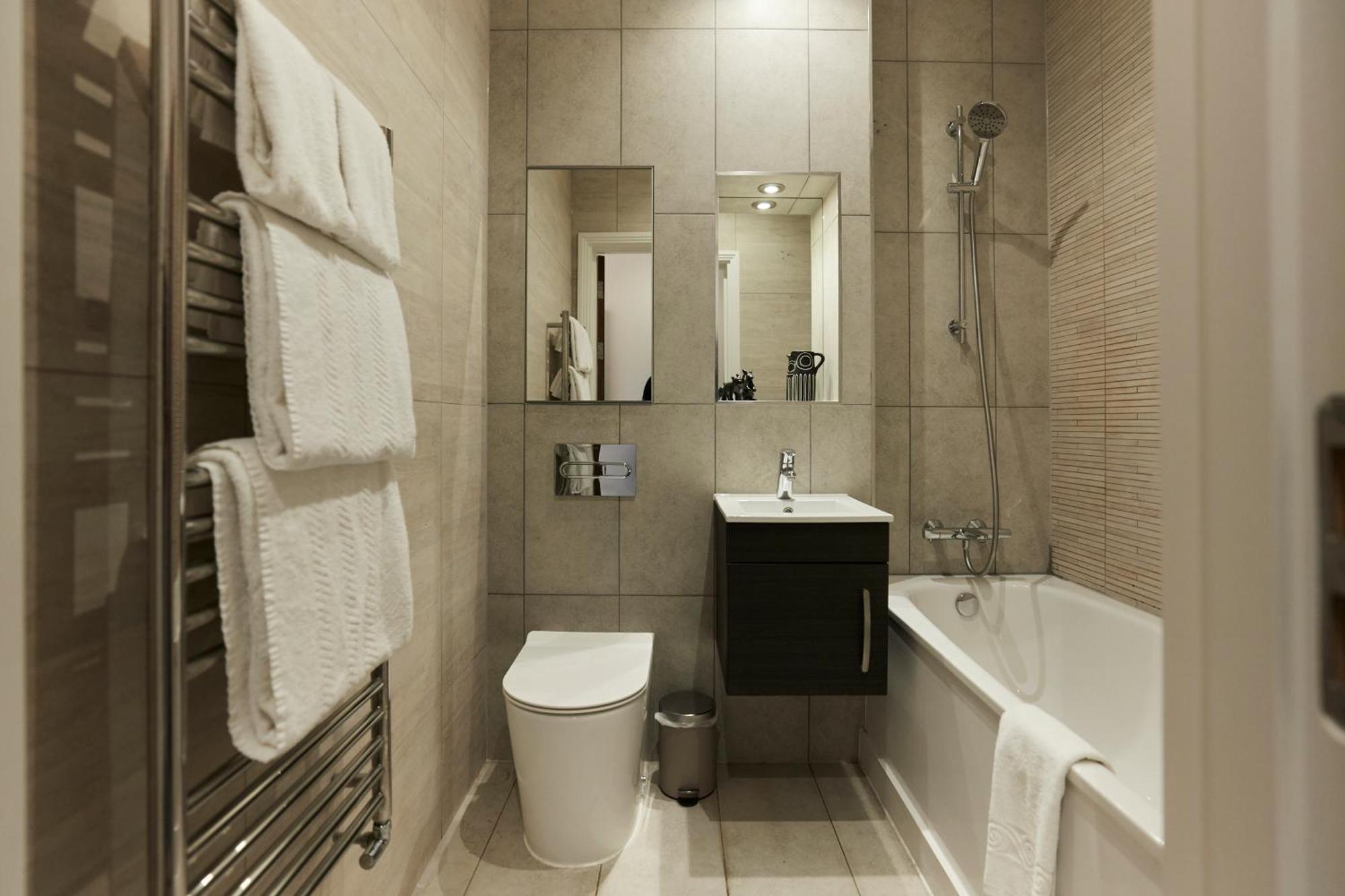 Apartment The Harlesden Escape - Spacious 3bdr Flat With Balcony