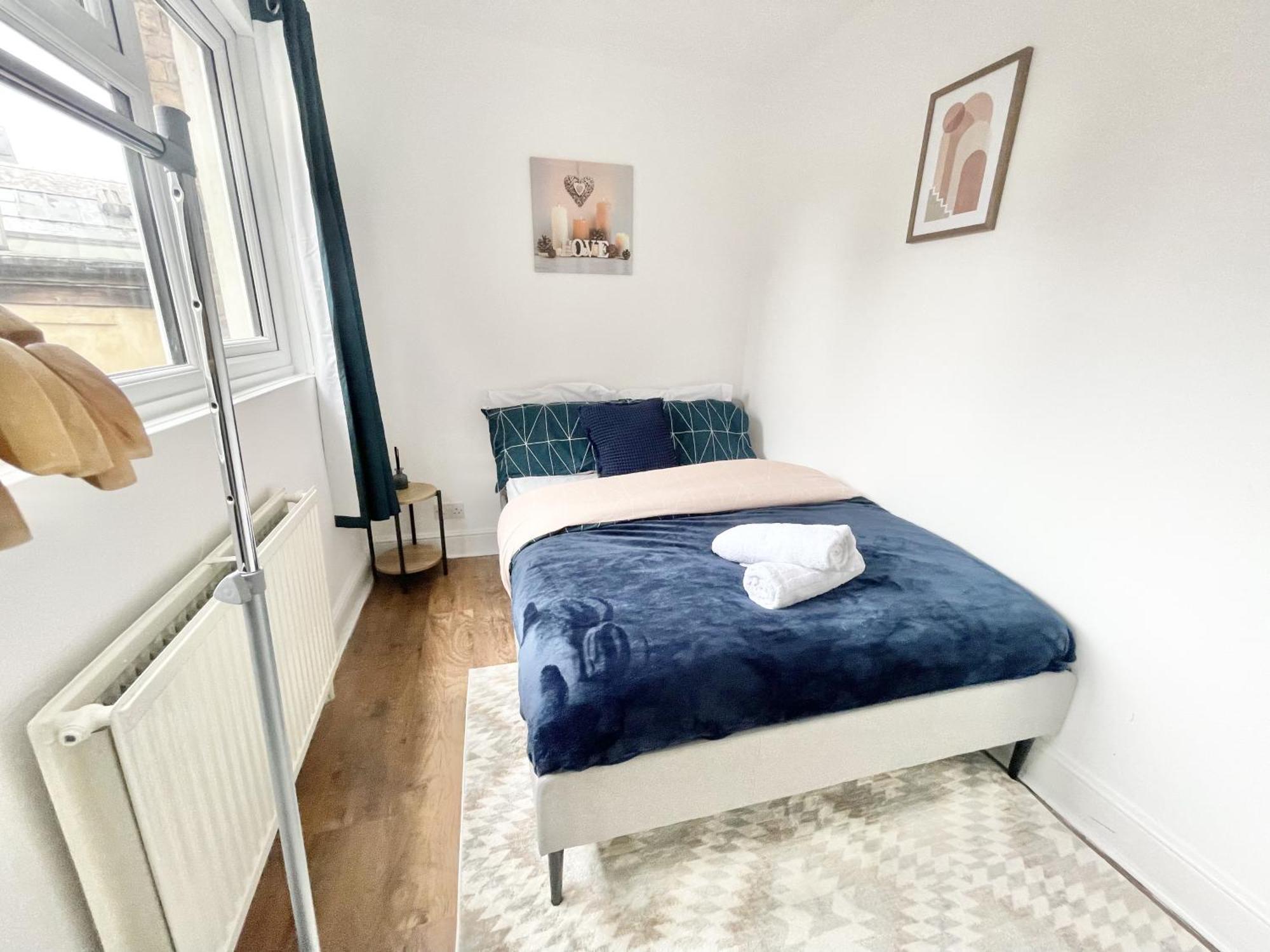 Apartment Must View - Slick Retreat In Holloway - Next To Emirates Stadium - Sleeps Up To 6 London