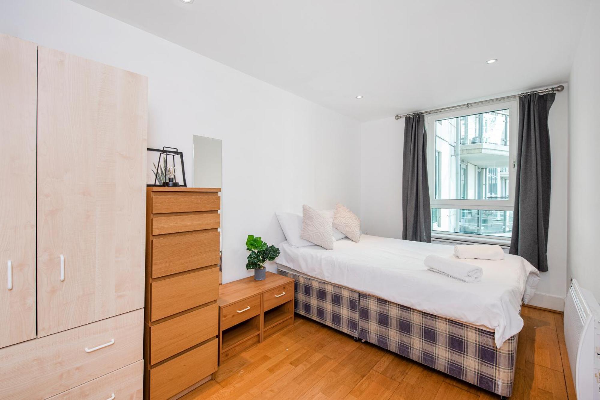 Appartement Compact 2 Bed Good Transport Links *