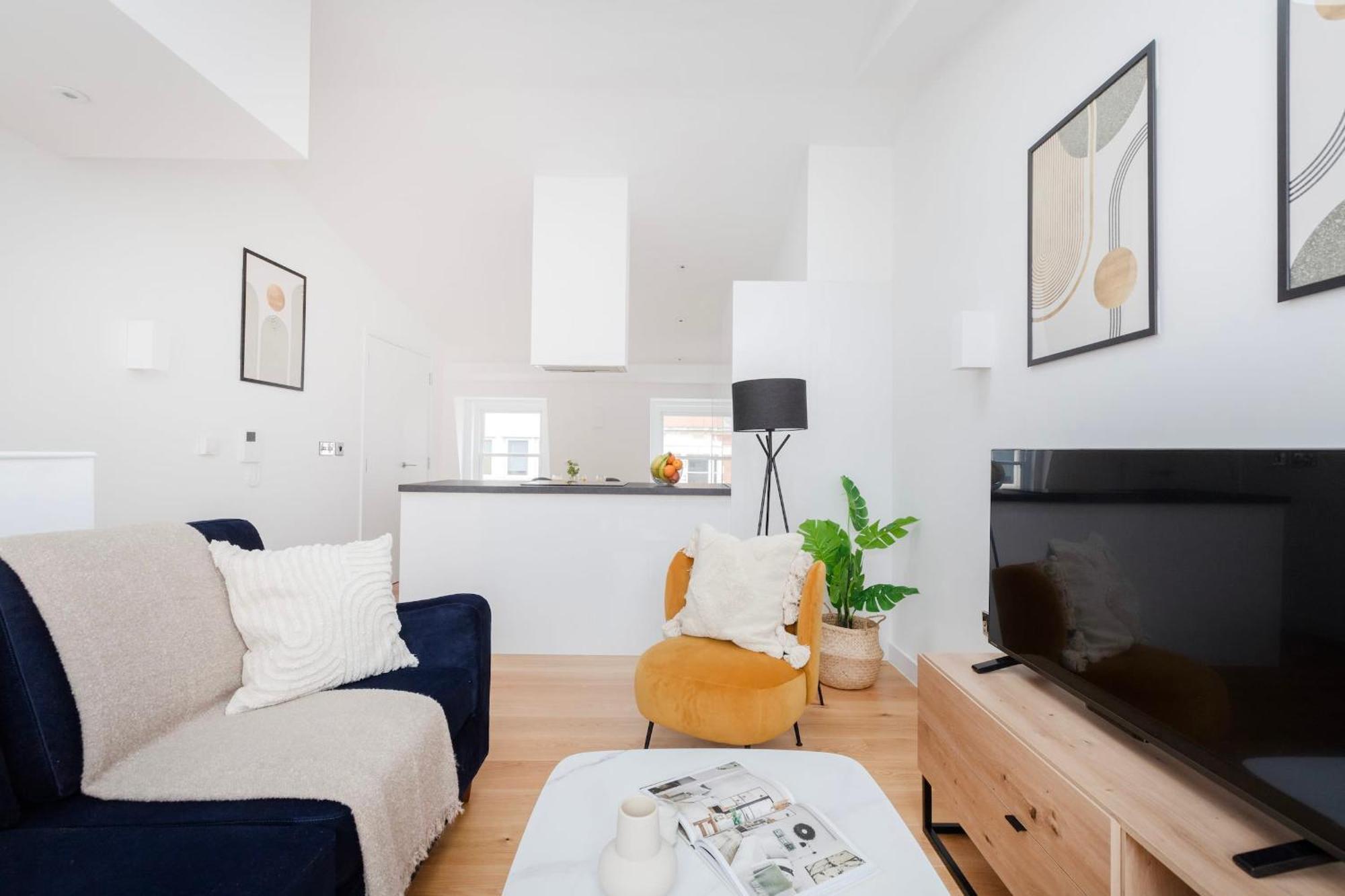 Appartement Fitzrovia & Soho - 2br With Balcony - Cityapartmentstay Londen