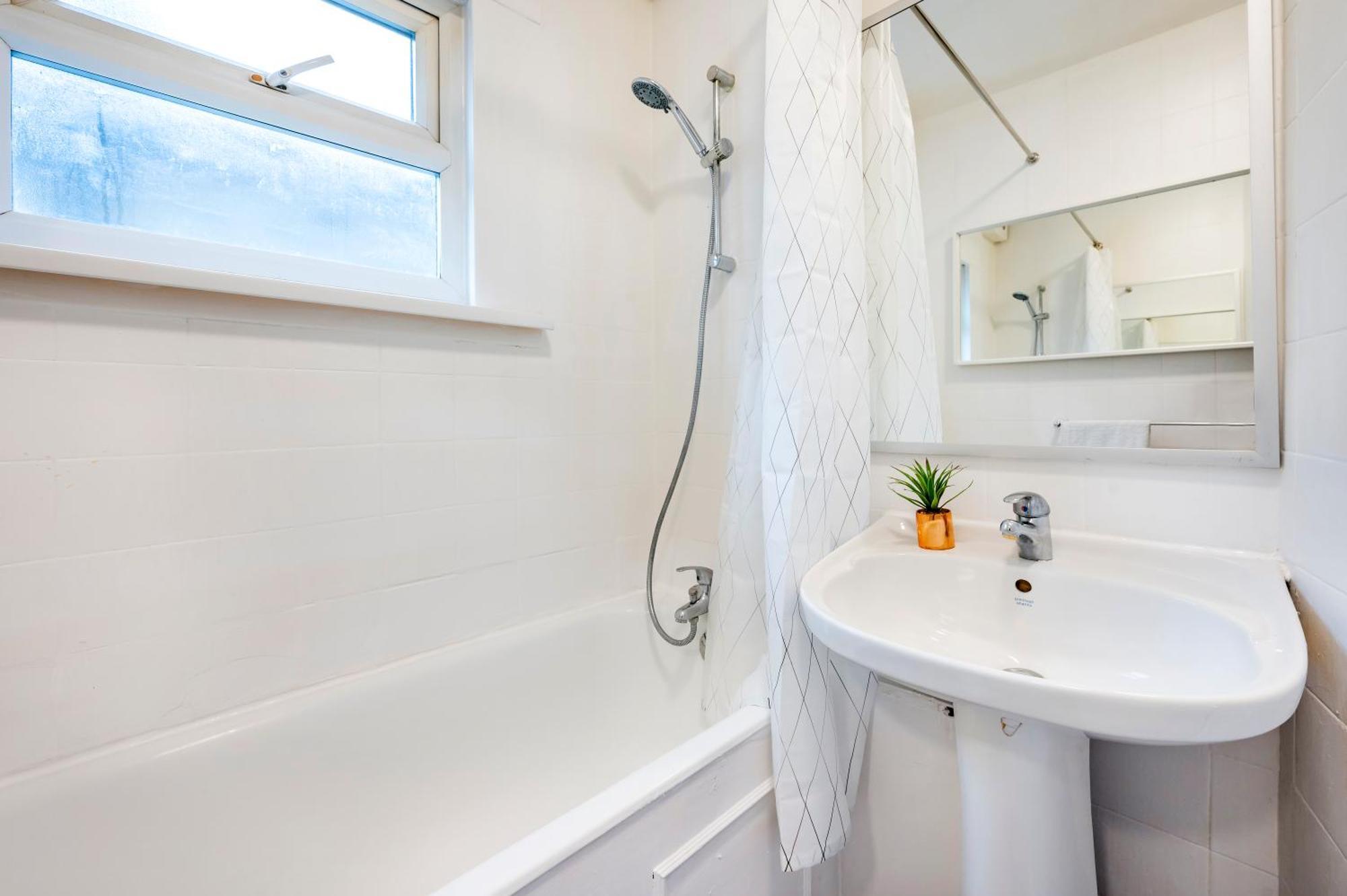 Beautiful Garden Flat Near Chelsea Londen