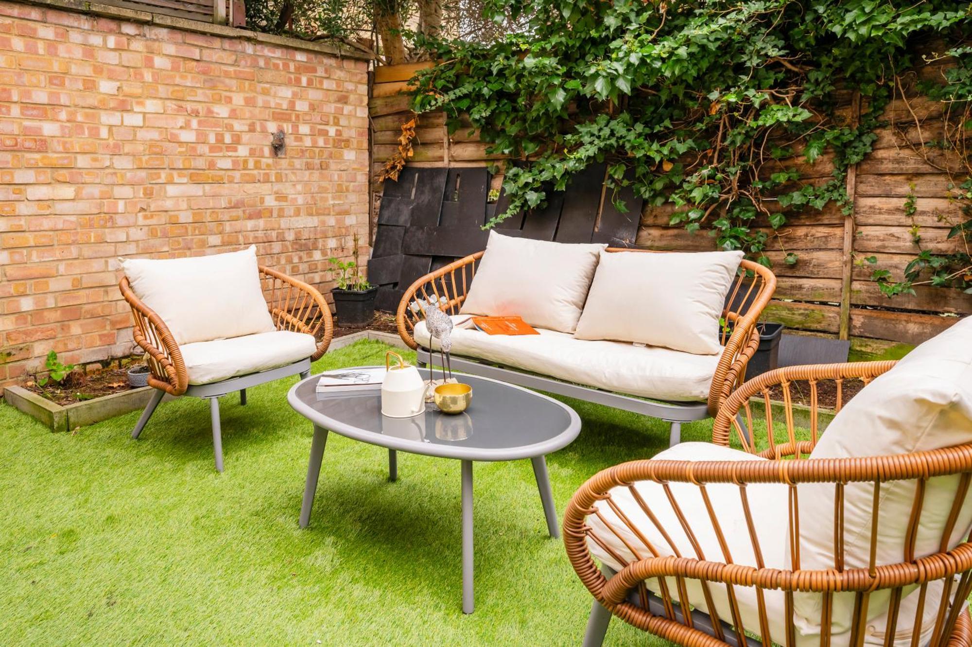 Beautiful Garden Flat Near Chelsea Londen