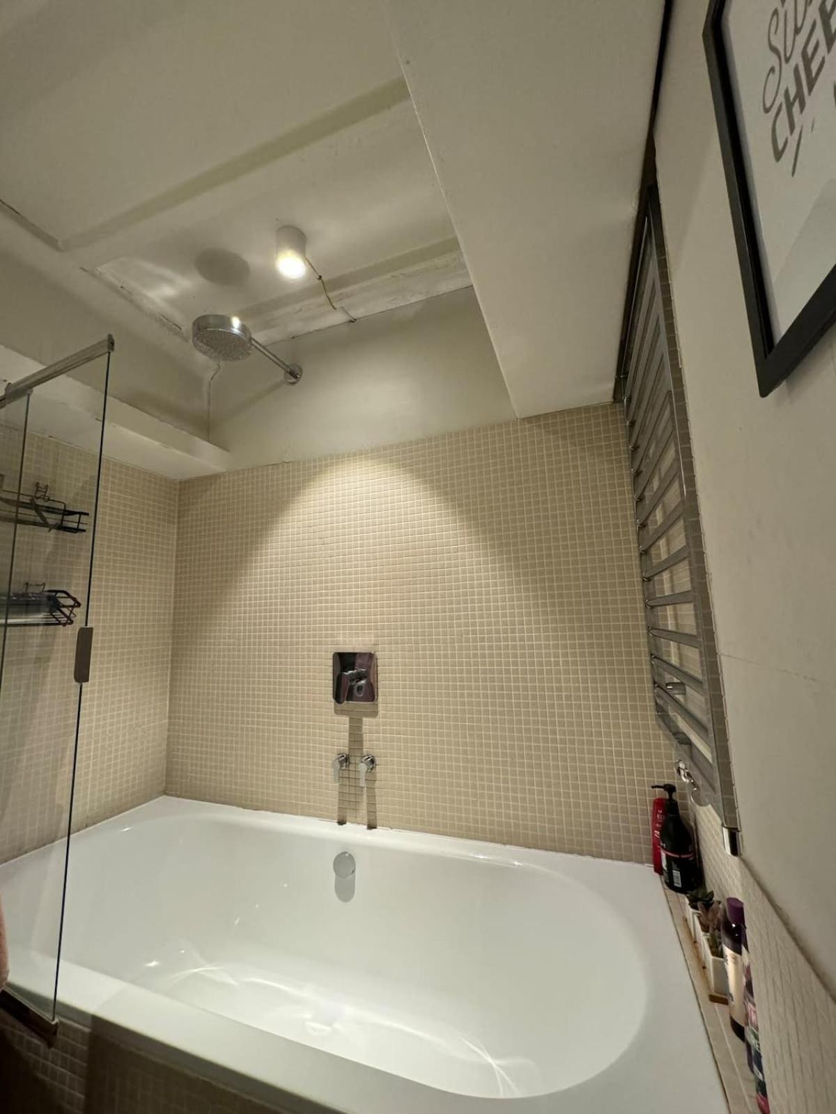 Industrial-chic 1bd Loft By The River Fulham! Apartment *