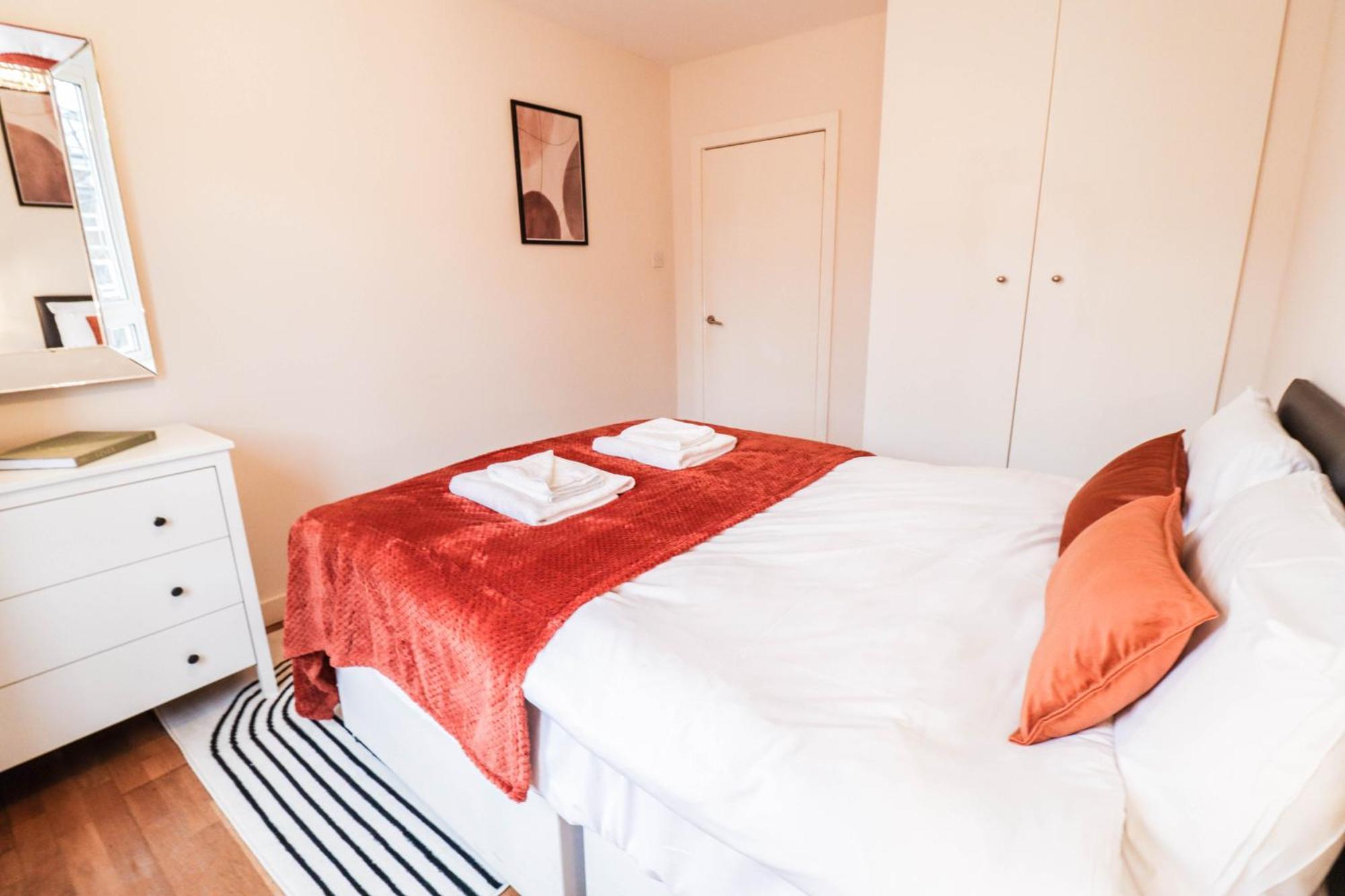 Gorgeous 2-Bedroom London Apartment Apartment
