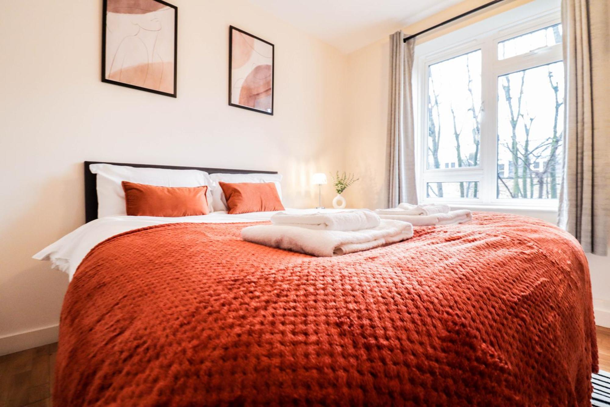 Gorgeous 2-Bedroom London Apartment