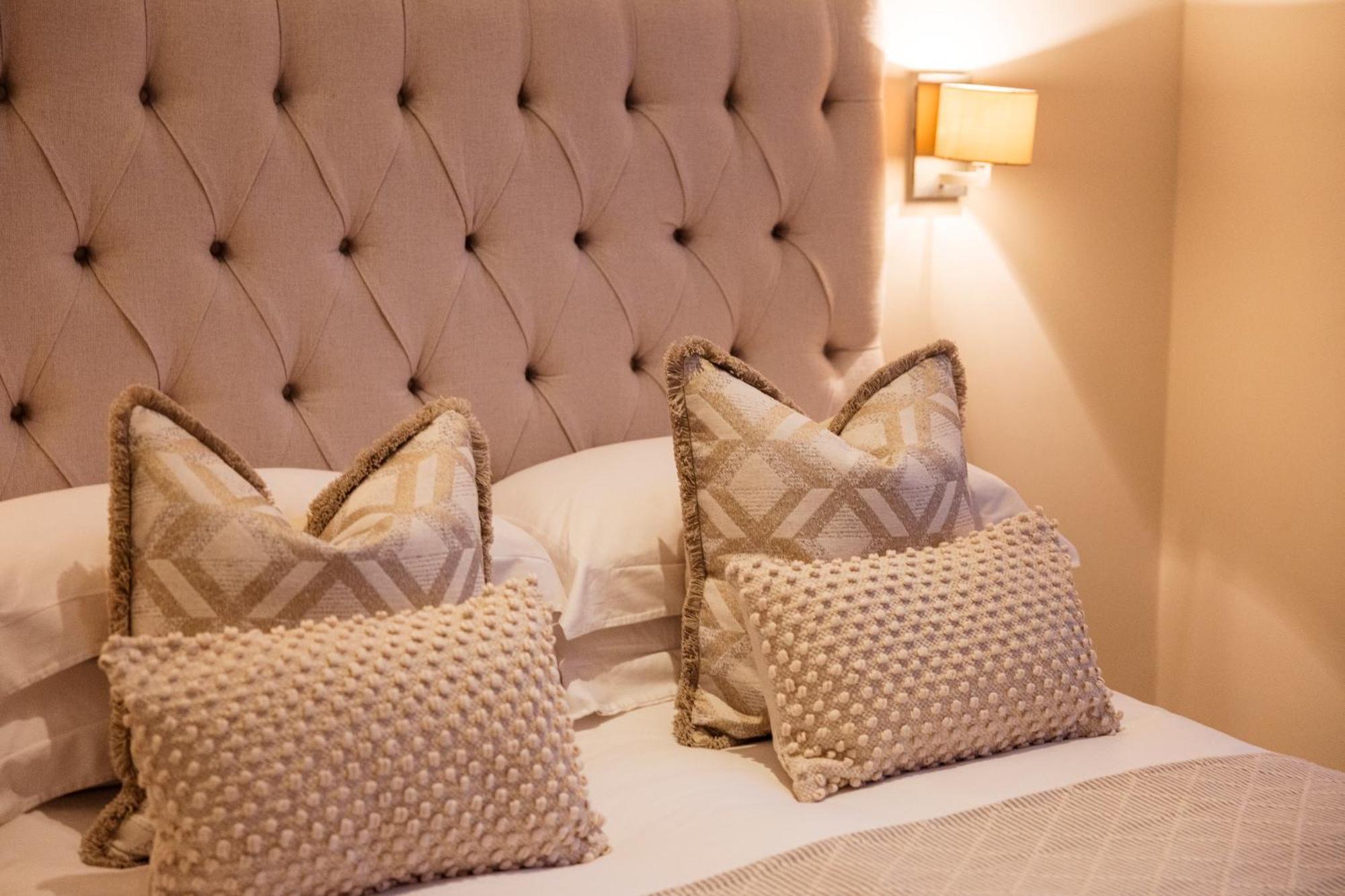 Elm Park - 2 Bed Chelsea