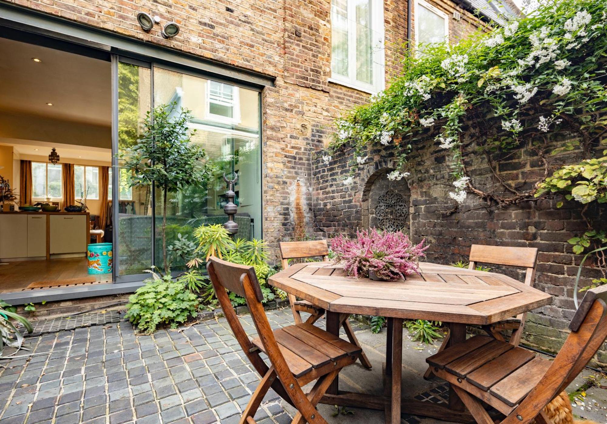 Beautiful Mews House - Notting Hill *