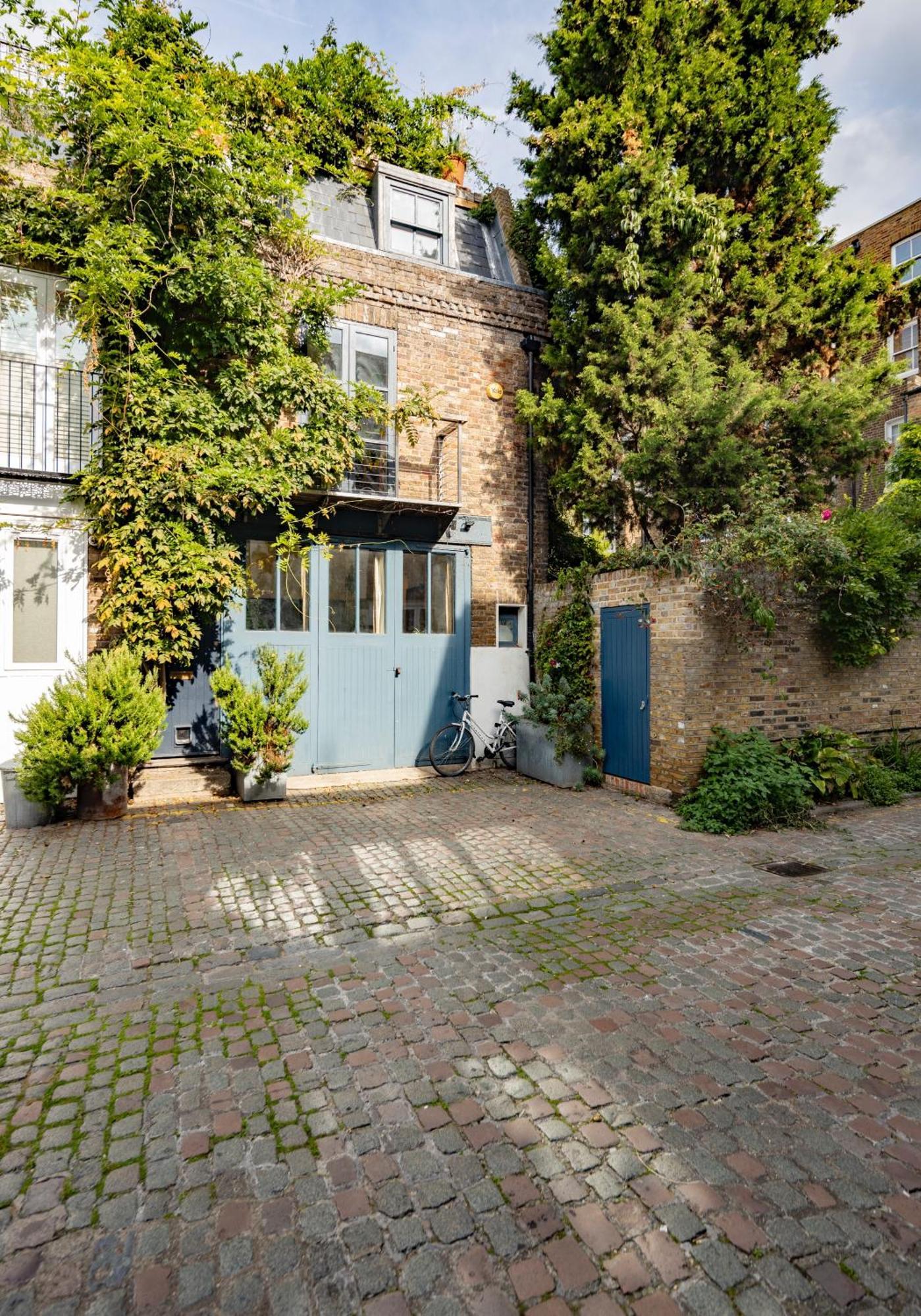 Beautiful Mews House - Notting Hill *