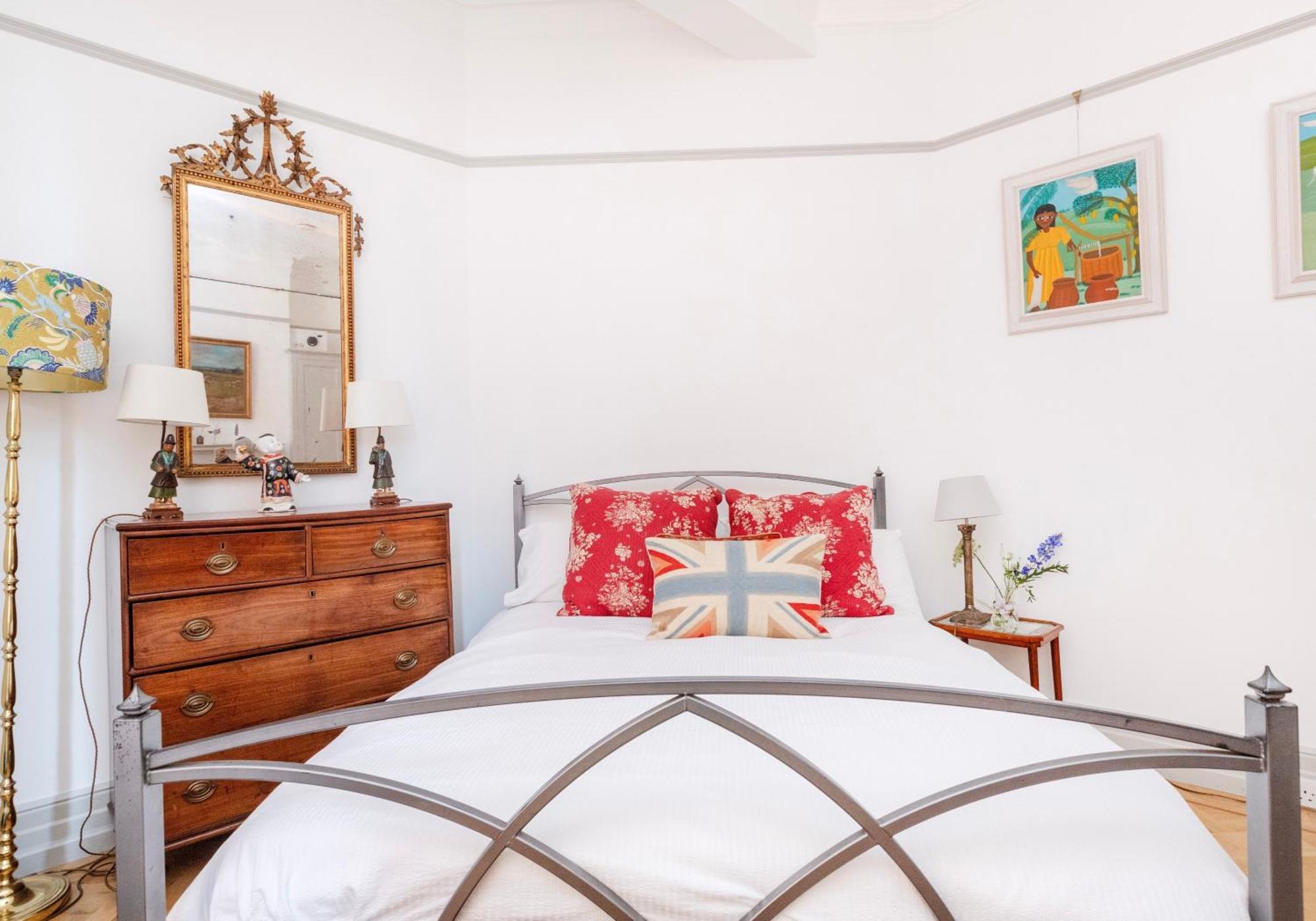 The Artist Collection - Mansion W14 At Heart Ftz London
