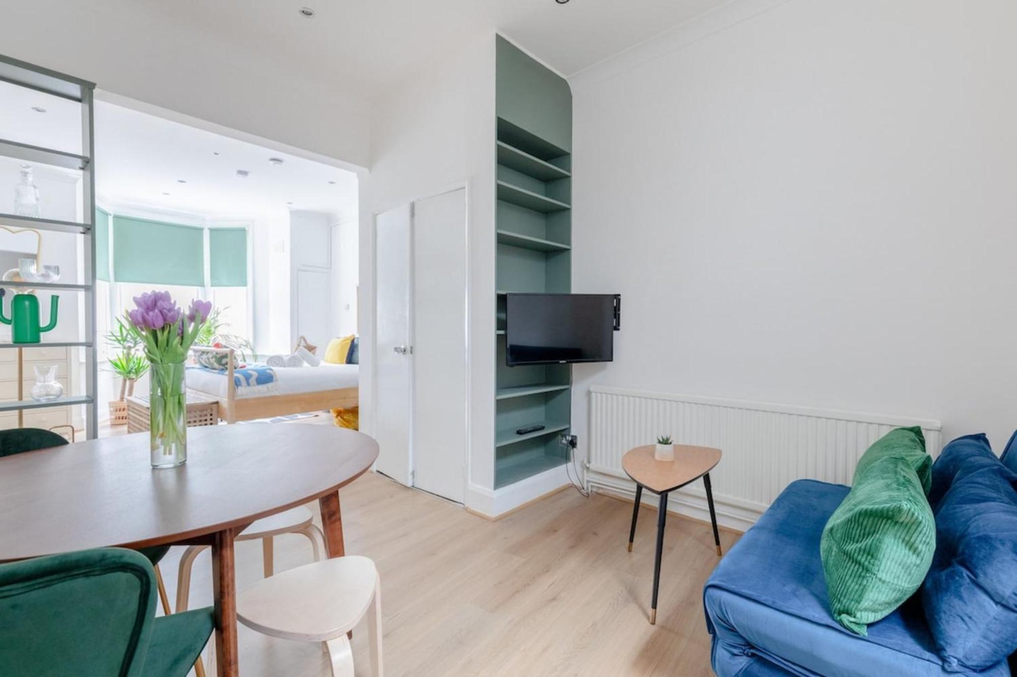Apartment & Charmingly Curated 1bd Wifi Fulham London
