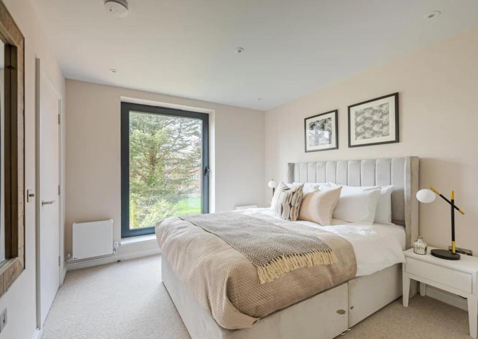 Apartment Kings Mews Elegance: City Sparrow's Premier 2-bedroom Residences London