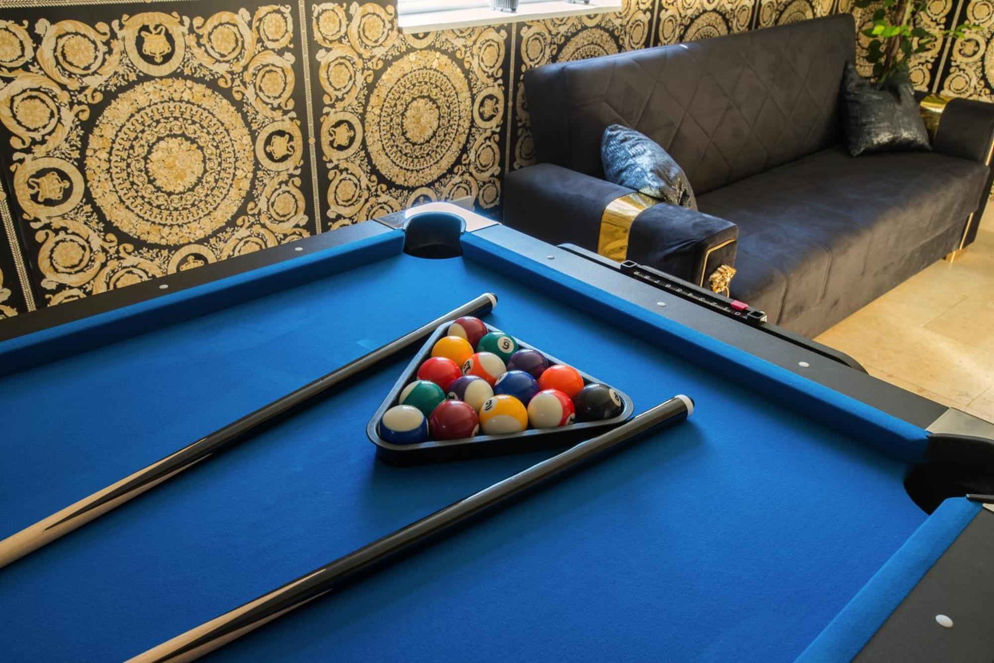 Apartamento Luxury Versace 2 Bed Hot Tub Pool Table Sky Tv Londres
