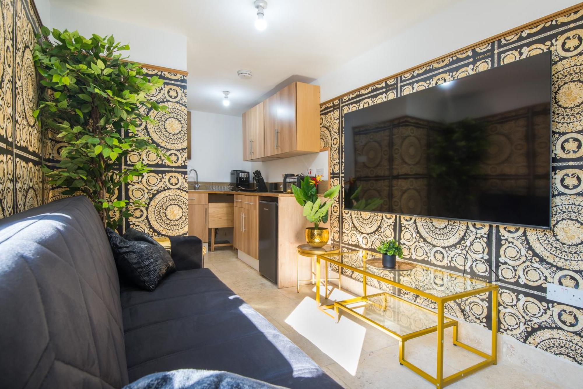 Apartamento Luxury Versace 2 Bed Hot Tub Pool Table Sky Tv *