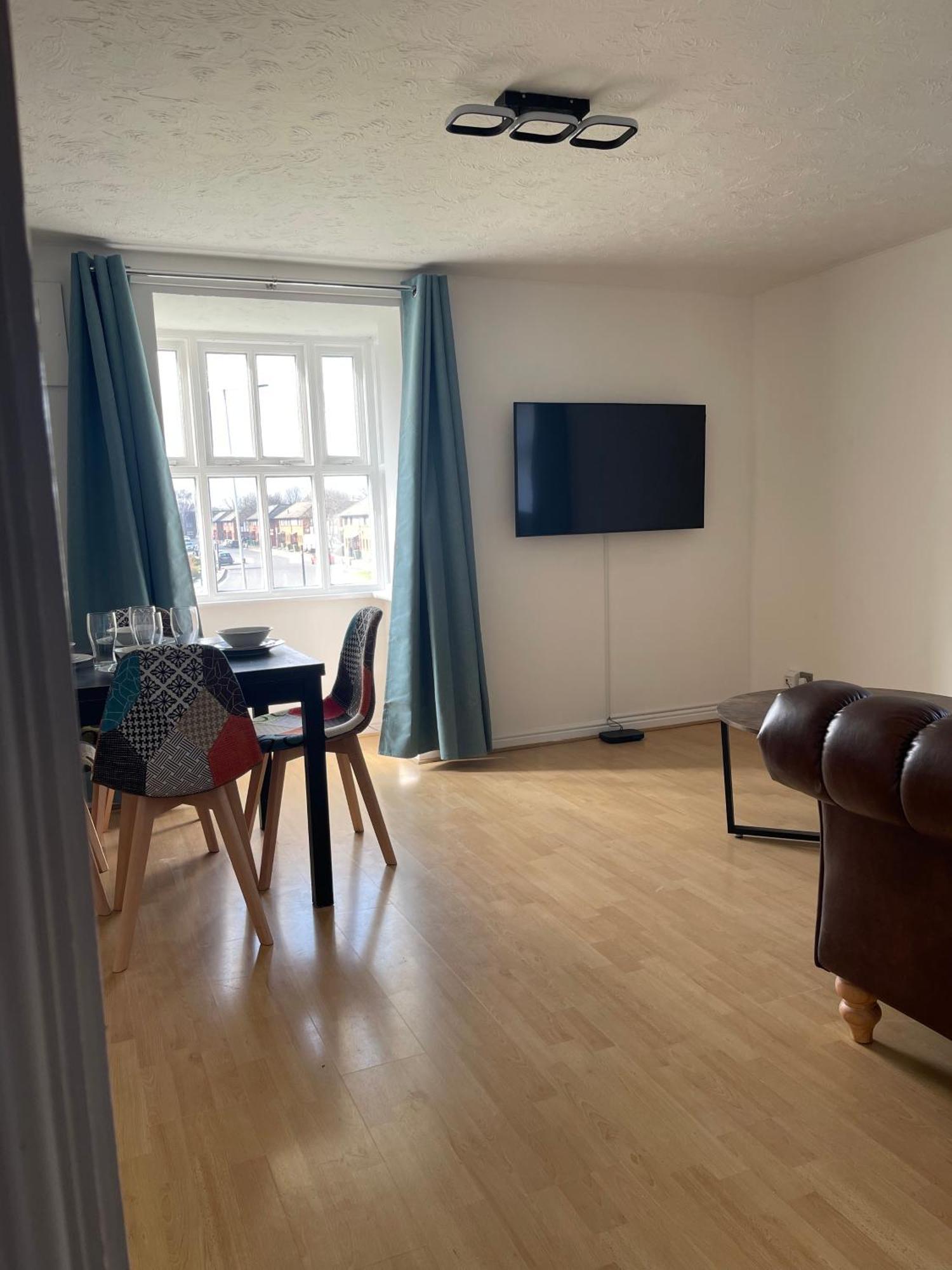 2bed Cozy Spacious - 15min To Canary Wharf O2 Excel London