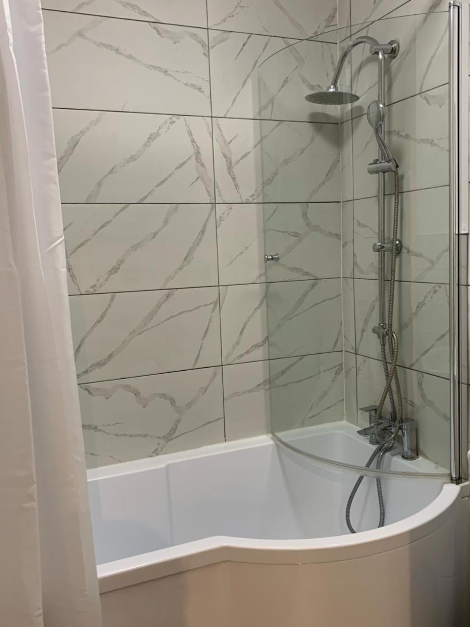 Accommodatie bij particulieren Cobbold Court Share Flat Londen
