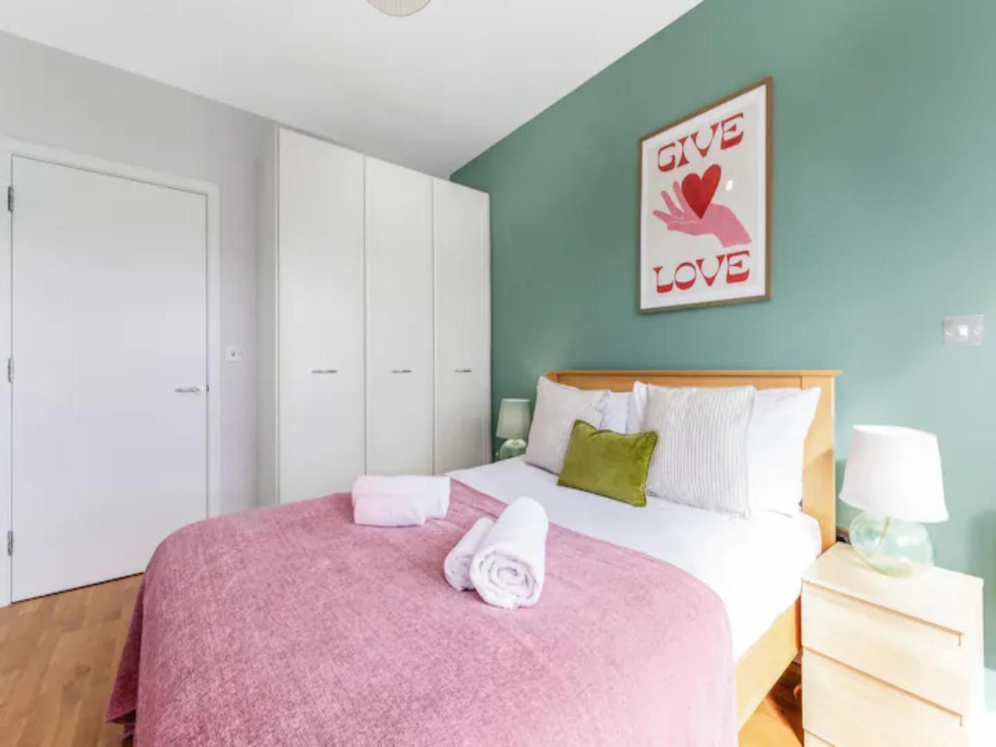 Apartment Pass The Keys Charming In North London