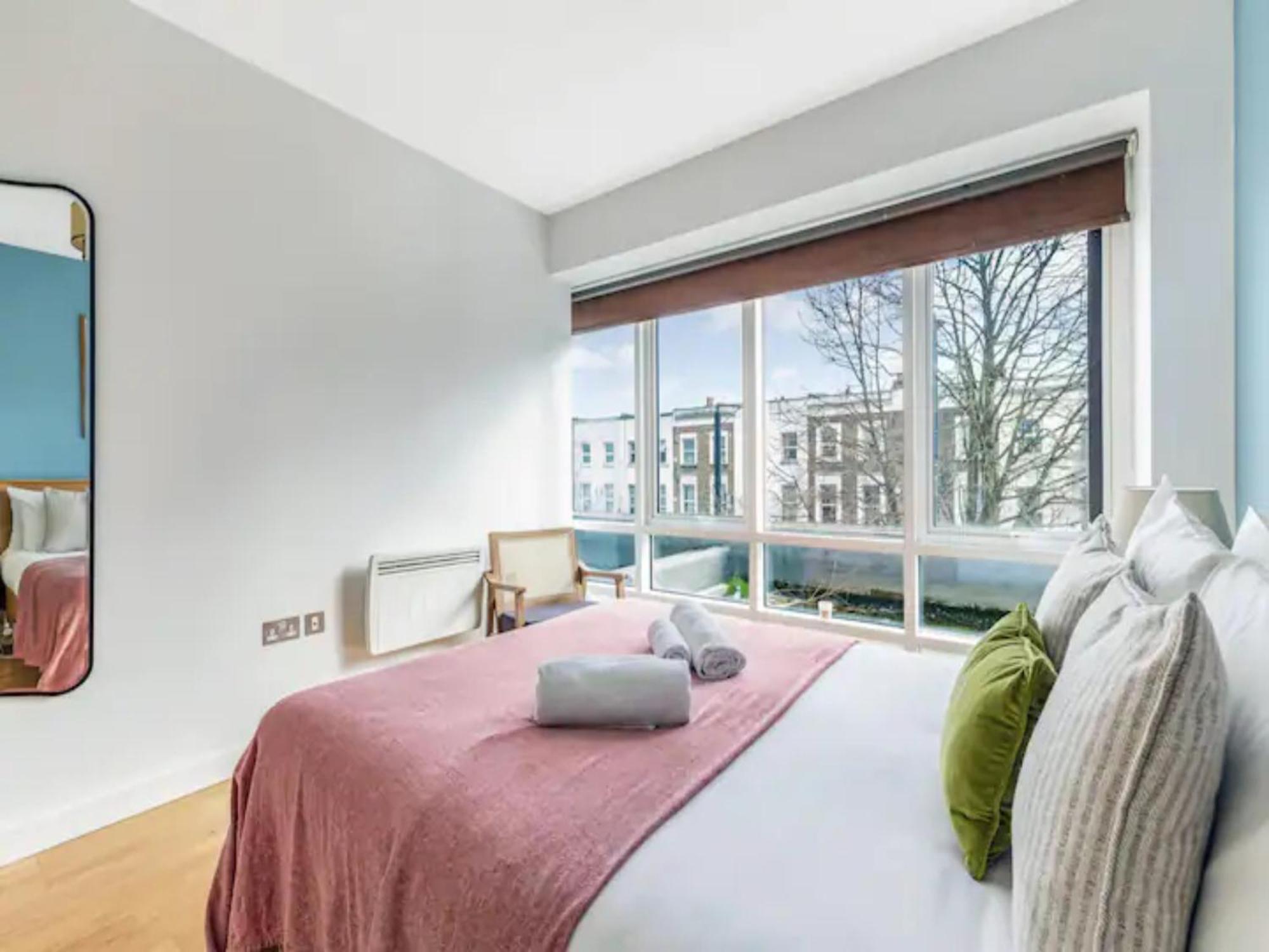 Apartment Pass The Keys Charming In North London
