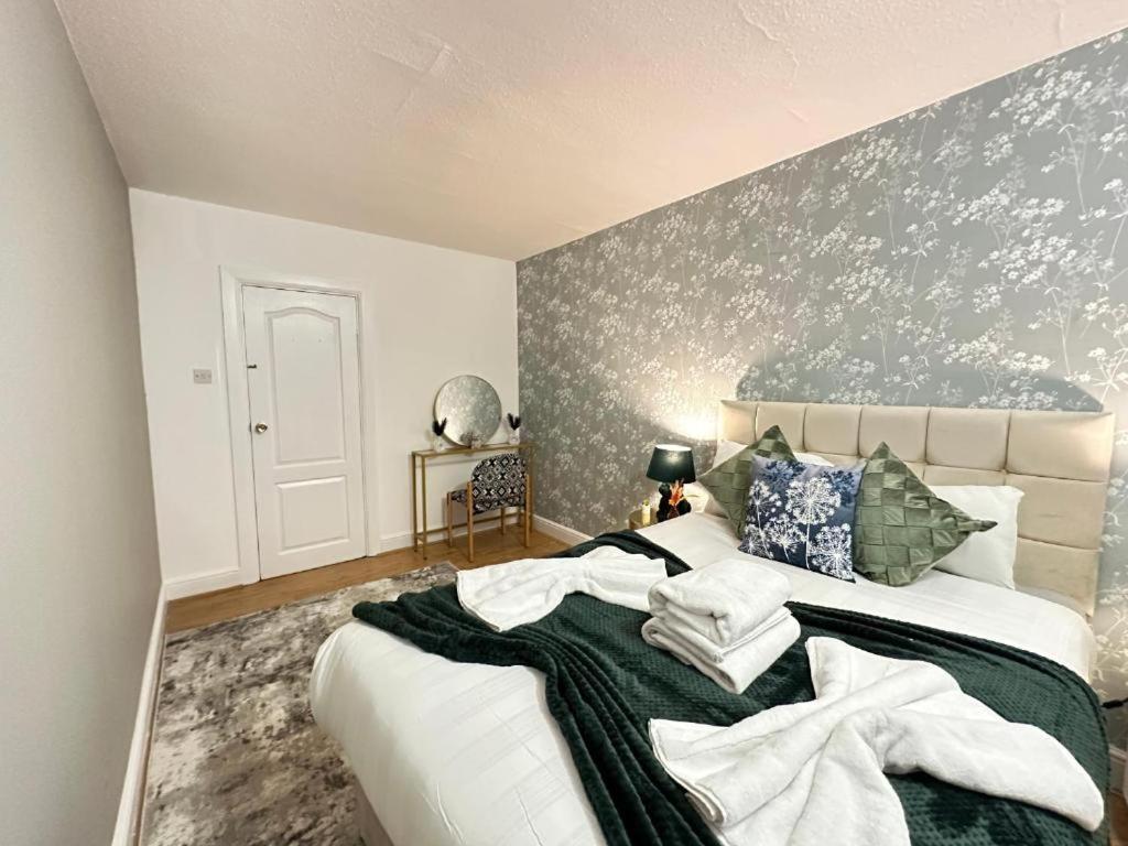 Hyde Park Three Bedroom Appartement