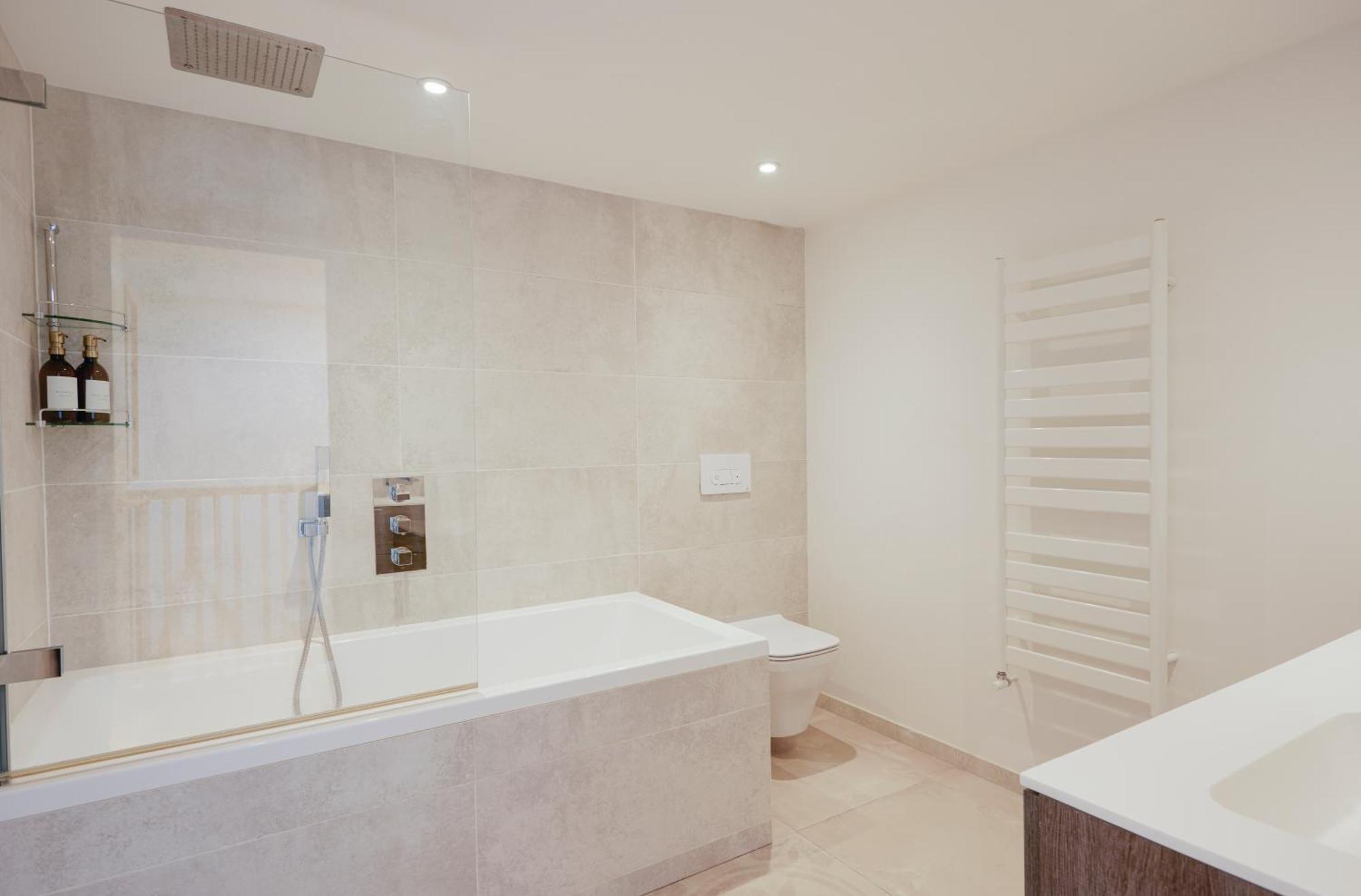 Luxury Fulham Townhouse With Cinema Apartment