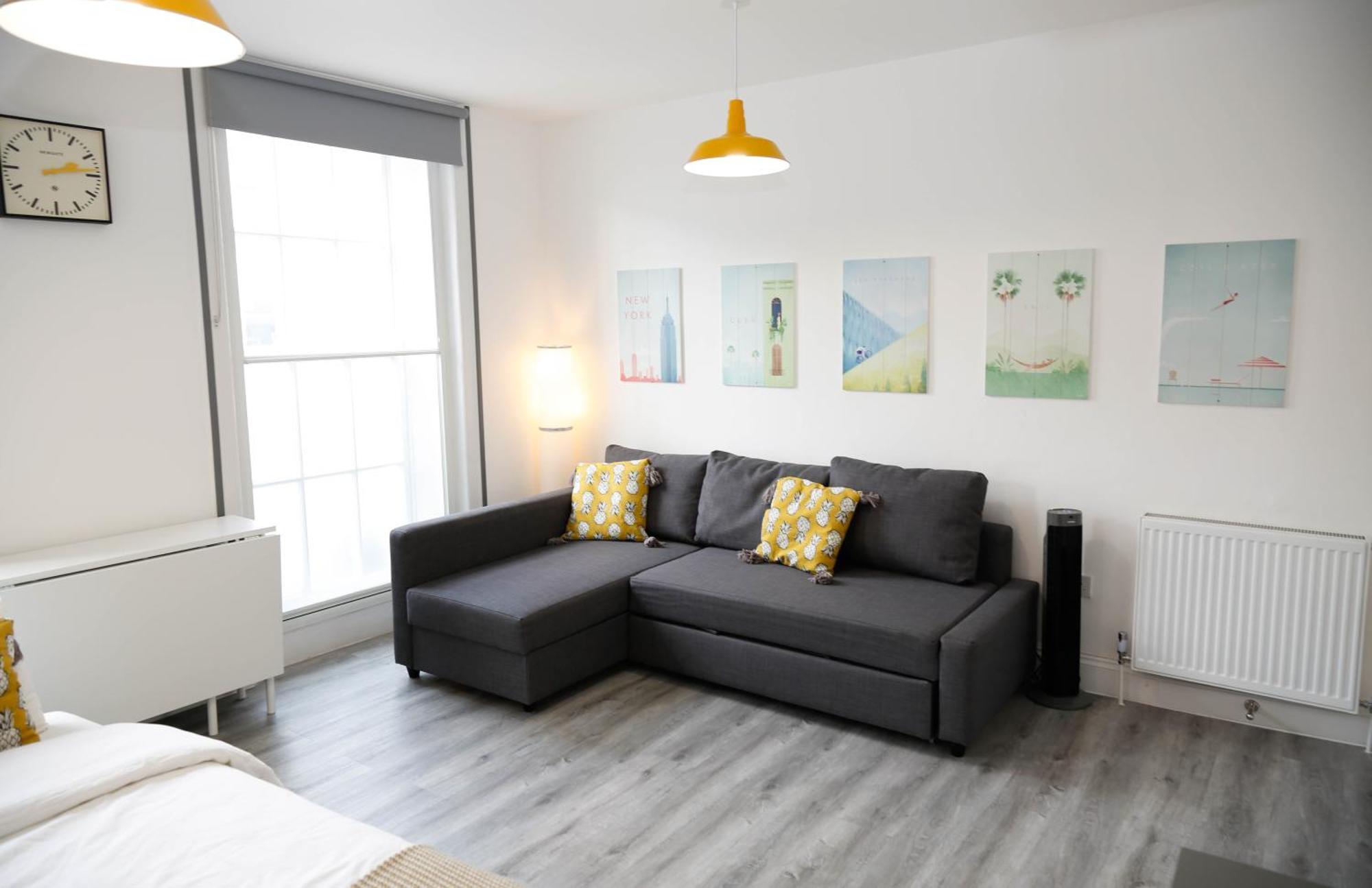 Habitación en casa particular Luxury In Camden Town Near Shops, Cafes, Bars & Metro With Shared Bathrooms *