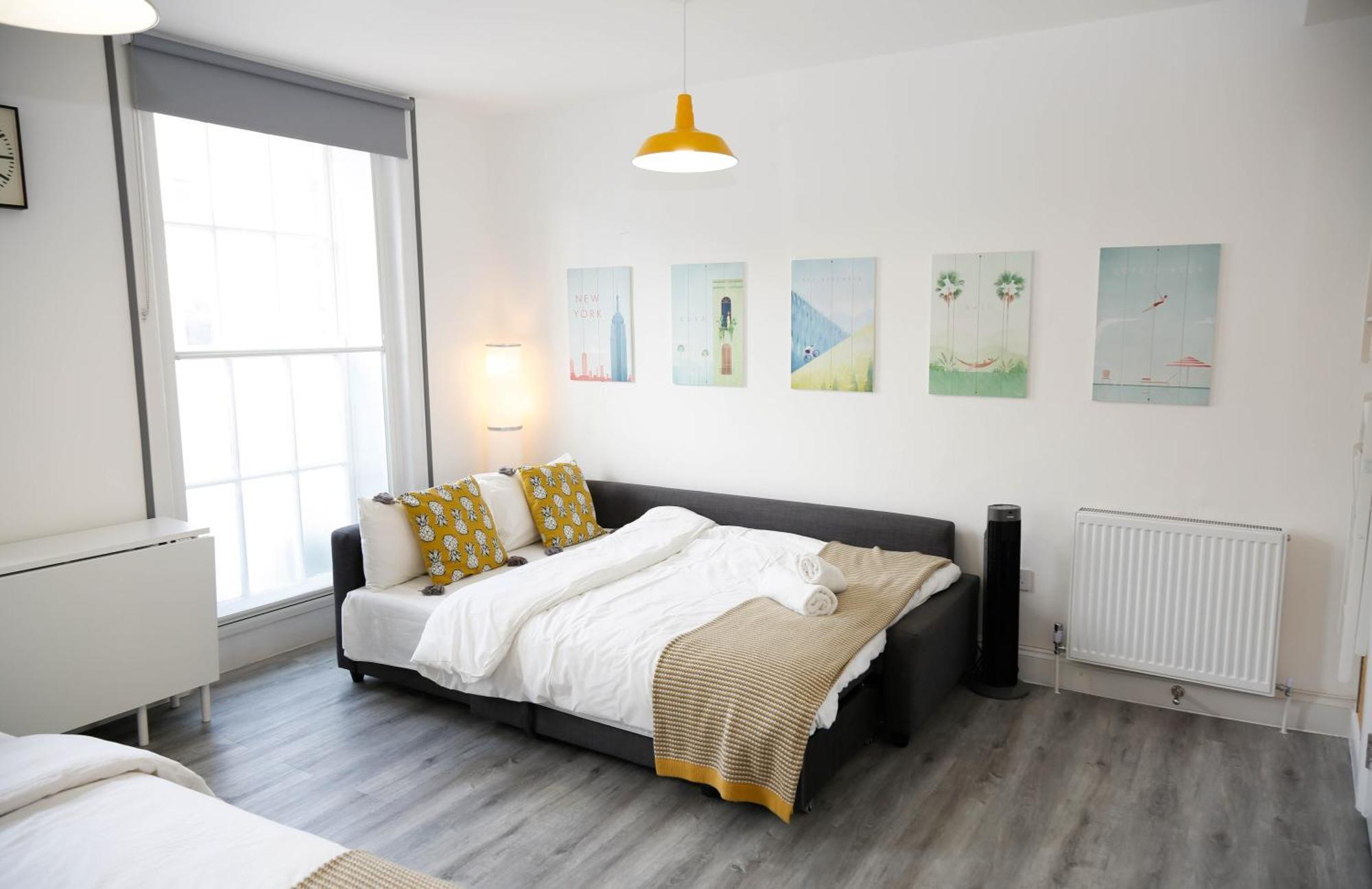 Habitación en casa particular Luxury In Camden Town Near Shops, Cafes, Bars & Metro With Shared Bathrooms *