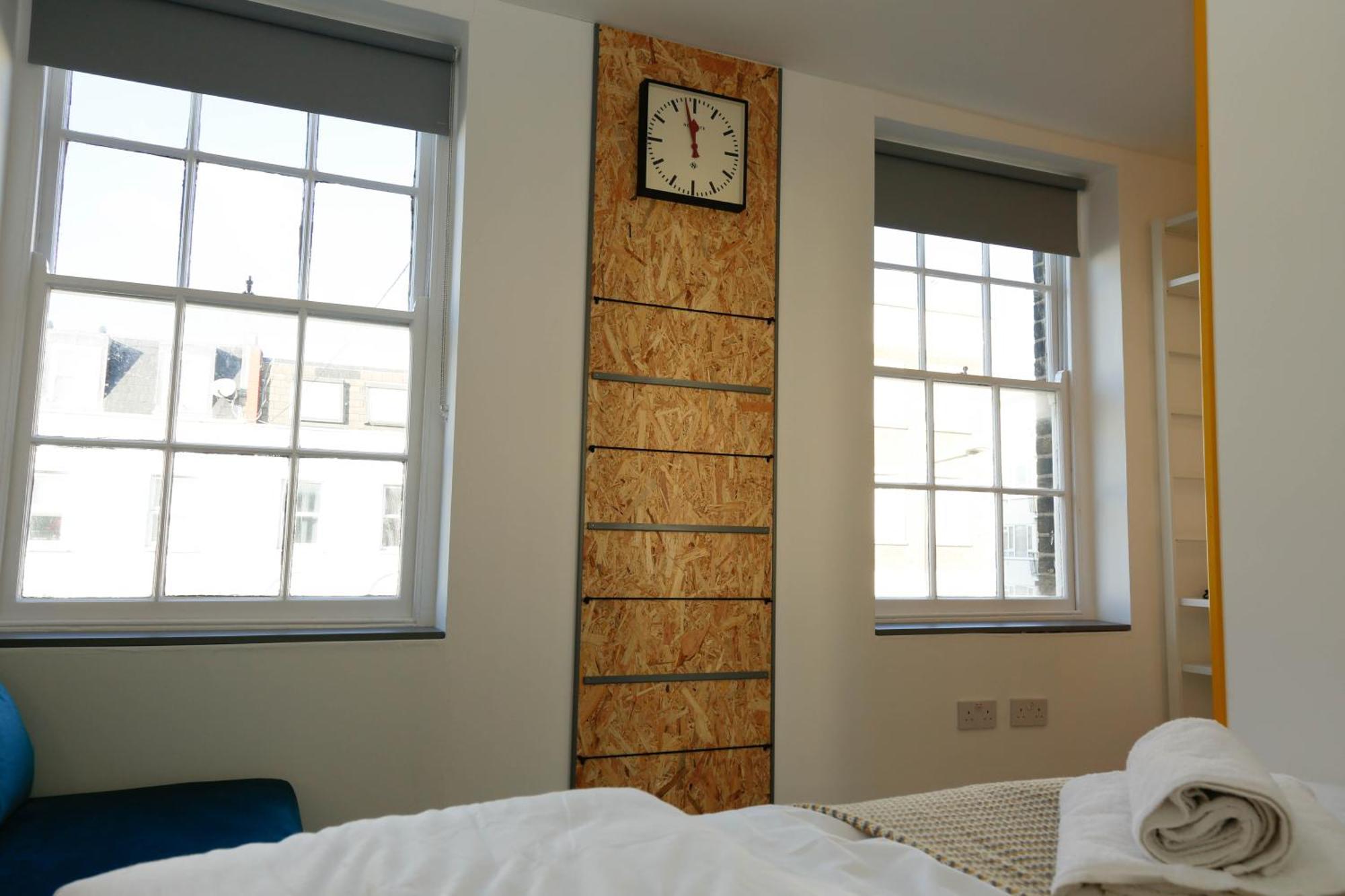 Luxury In Camden Town Near Shops, Cafes, Bars & Metro With Shared Bathrooms Habitación en casa particular *
