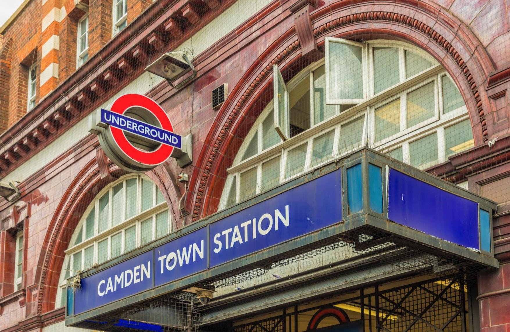 Luxury In Camden Town Near Shops, Cafes, Bars & Metro With Shared Bathrooms Habitación en casa particular Londres
