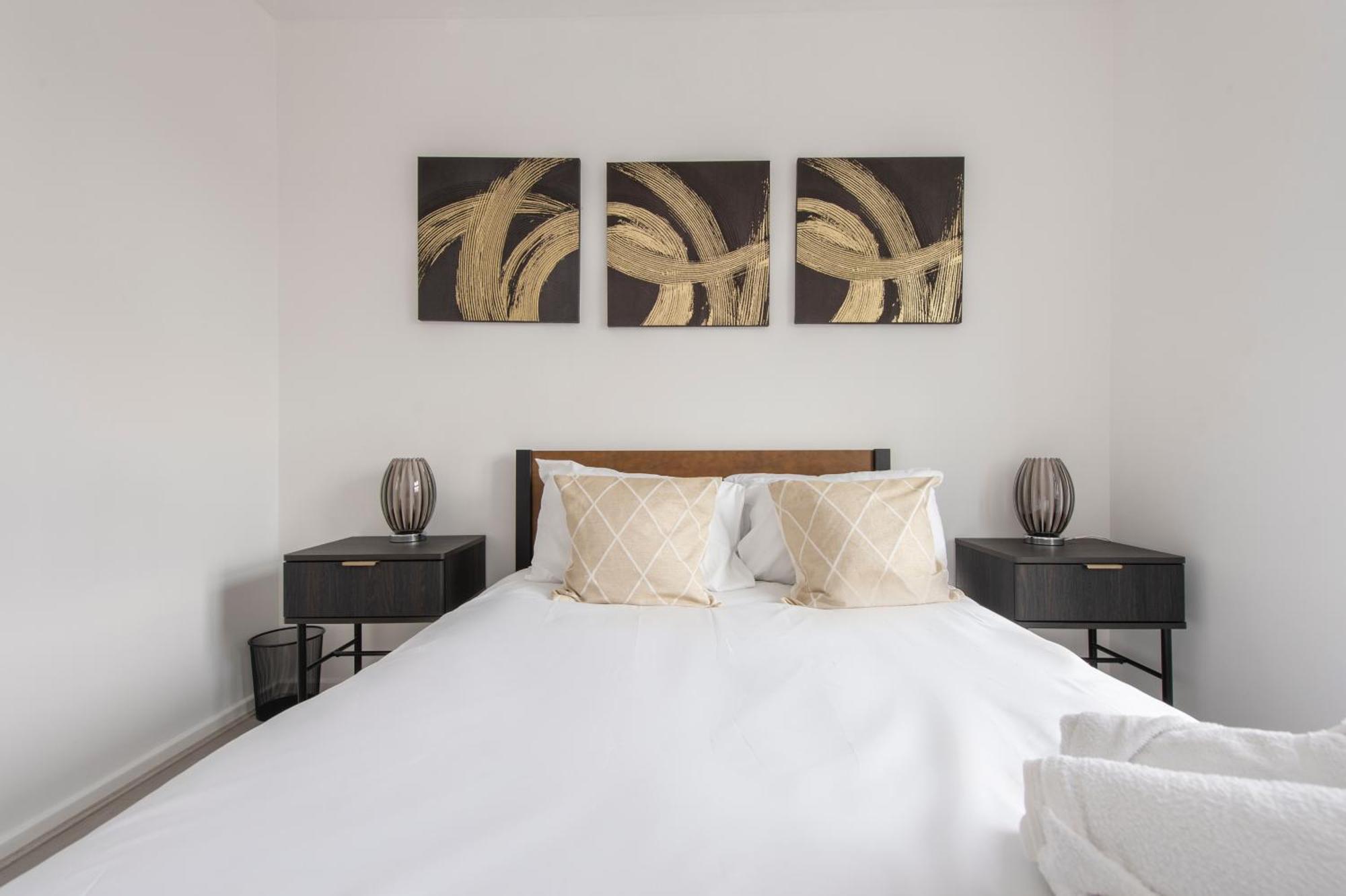 Modern Luxury By Bow Road Station
